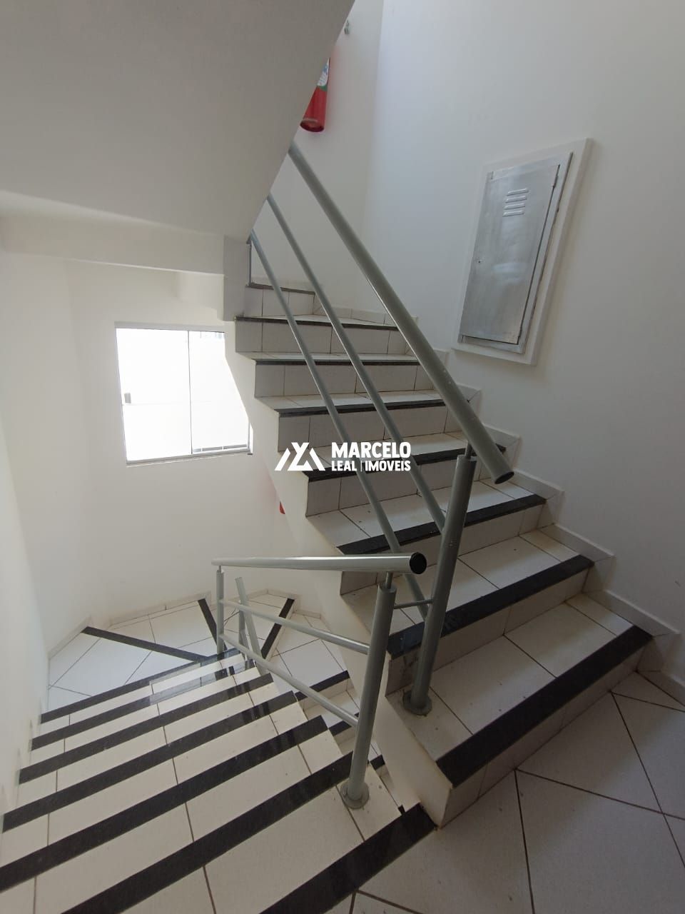 Apartamento para alugar com 2 quartos, 72m² - Foto 4