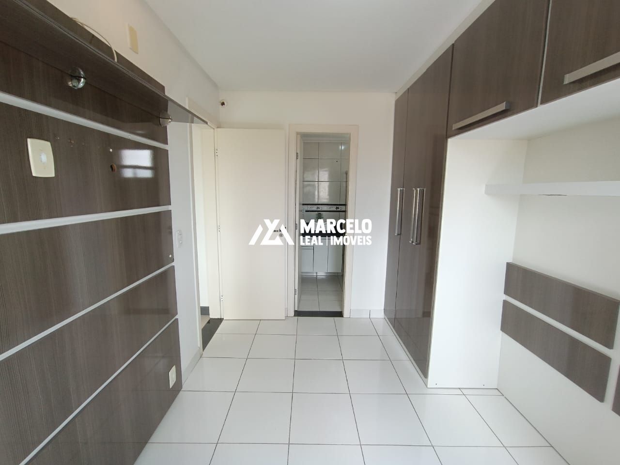 Apartamento para alugar com 2 quartos, 54m² - Foto 2