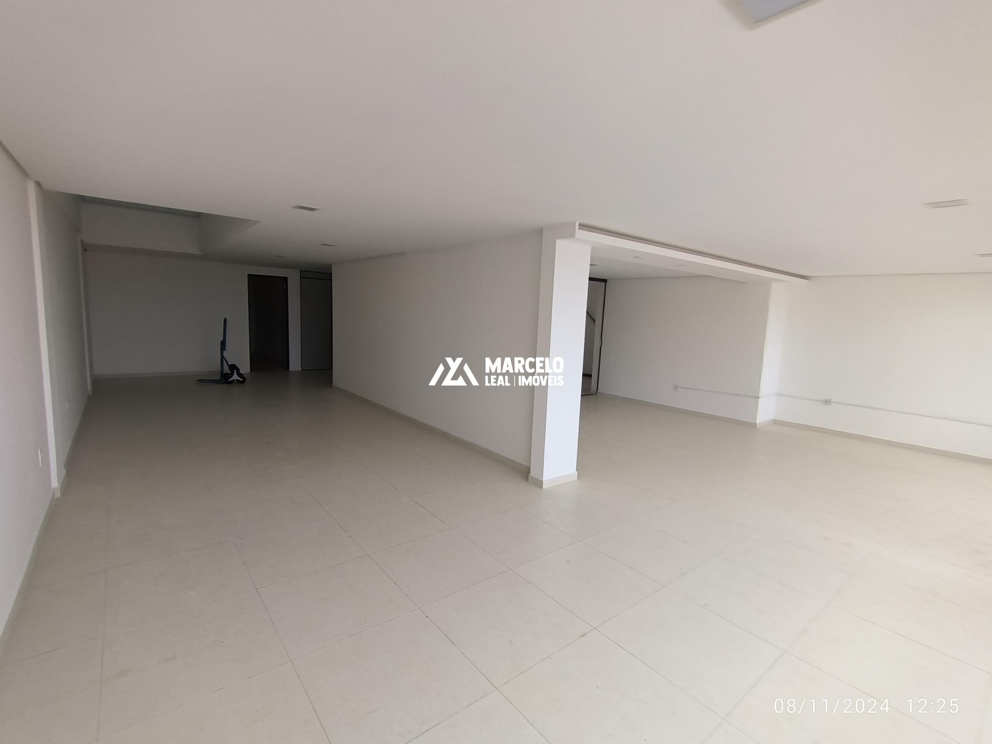 Conjunto Comercial-Sala para alugar com 3 quartos, 140m² - Foto 7