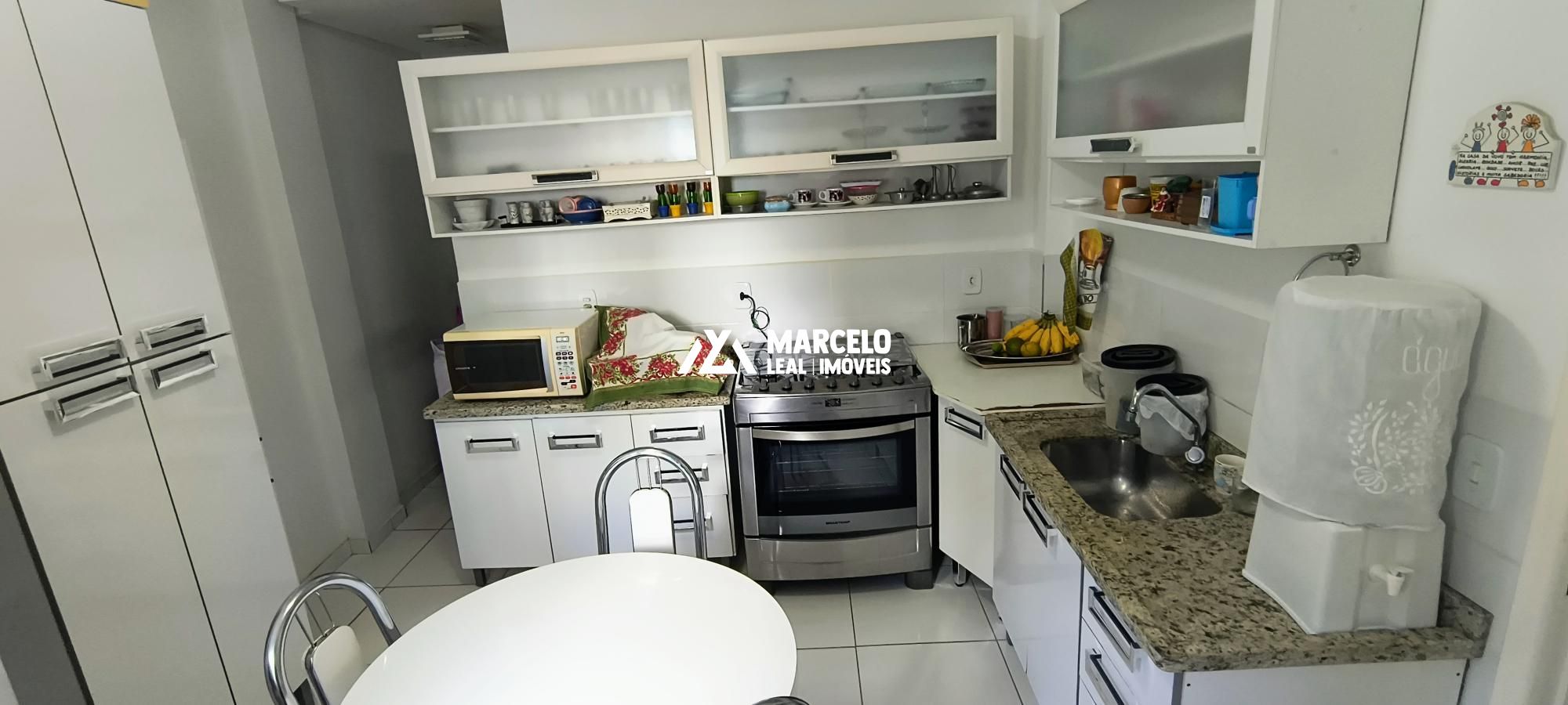 Apartamento à venda com 6 quartos, 221m² - Foto 16