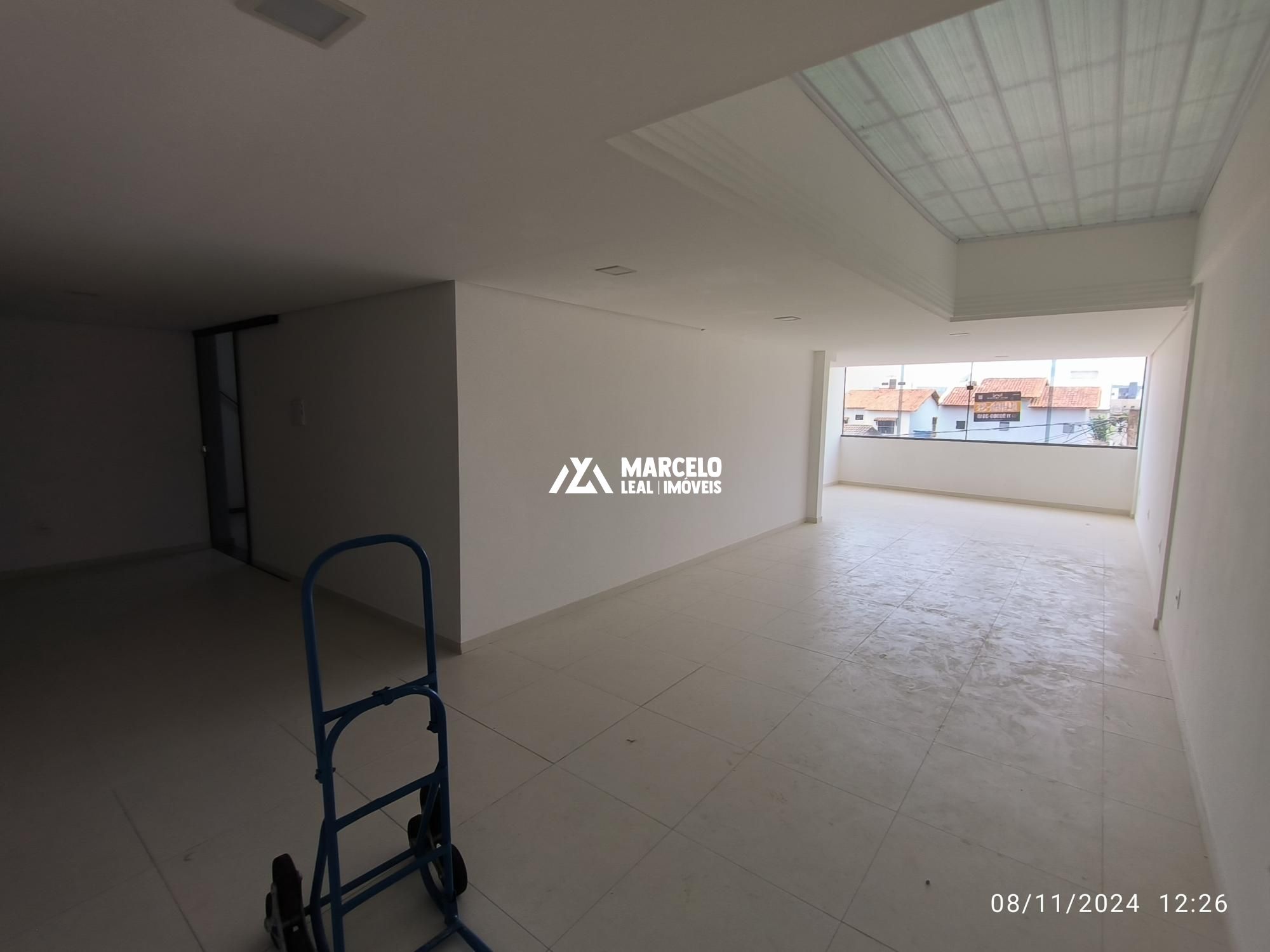 Conjunto Comercial-Sala para alugar com 3 quartos, 140m² - Foto 10