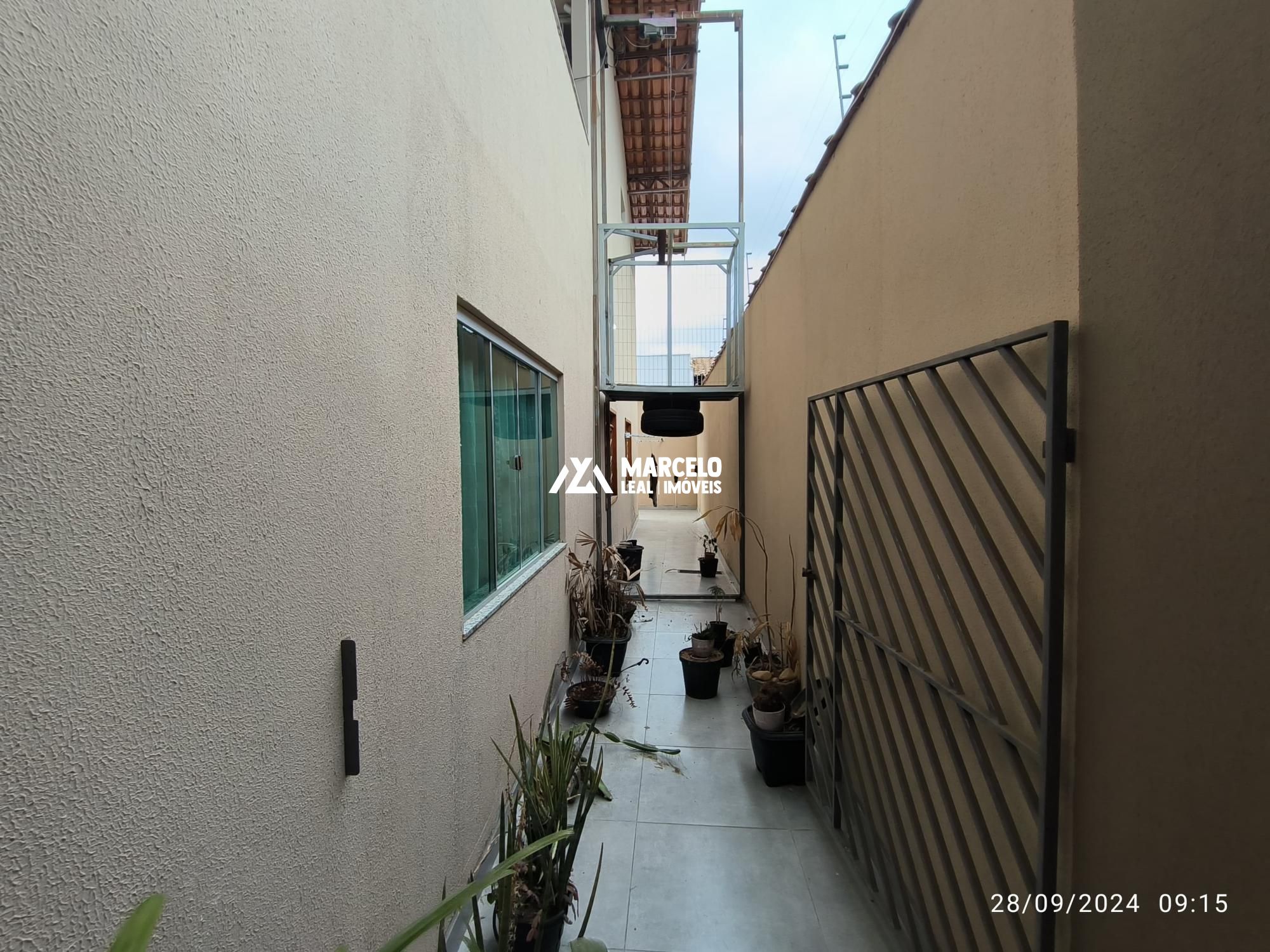 Casa à venda com 3 quartos, 170m² - Foto 4