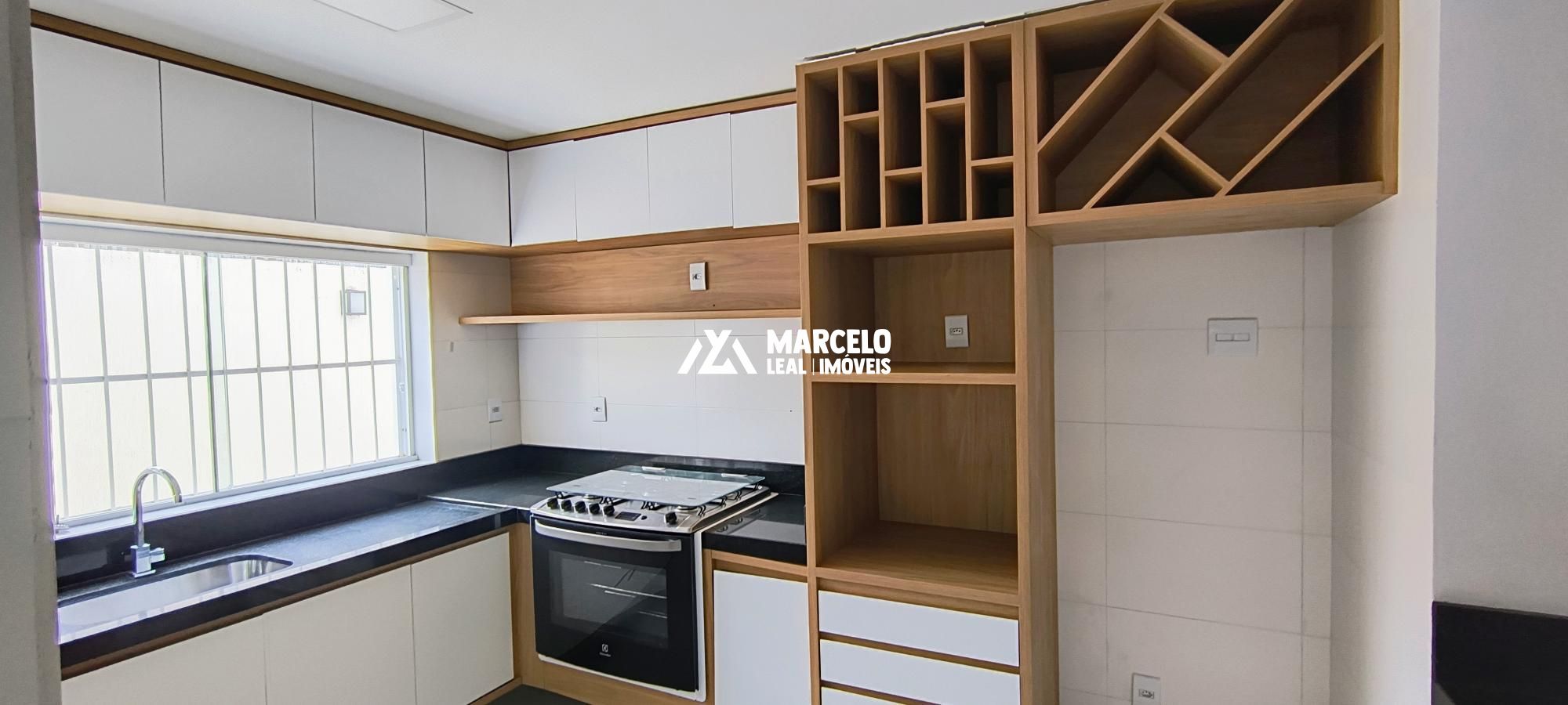 Apartamento à venda com 3 quartos, 175m² - Foto 3