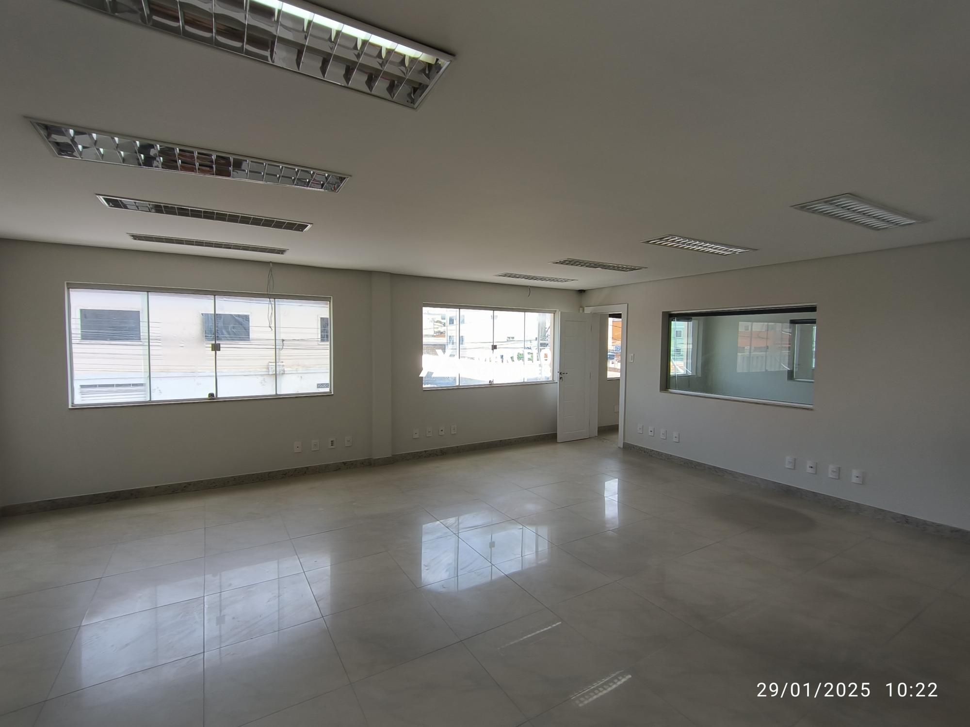 Conjunto Comercial-Sala para alugar com 9 quartos, 297m² - Foto 15