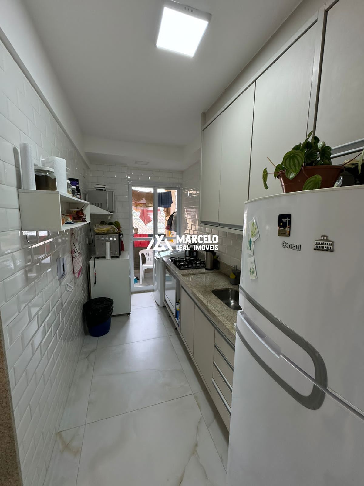 Apartamento à venda com 3 quartos, 74m² - Foto 5