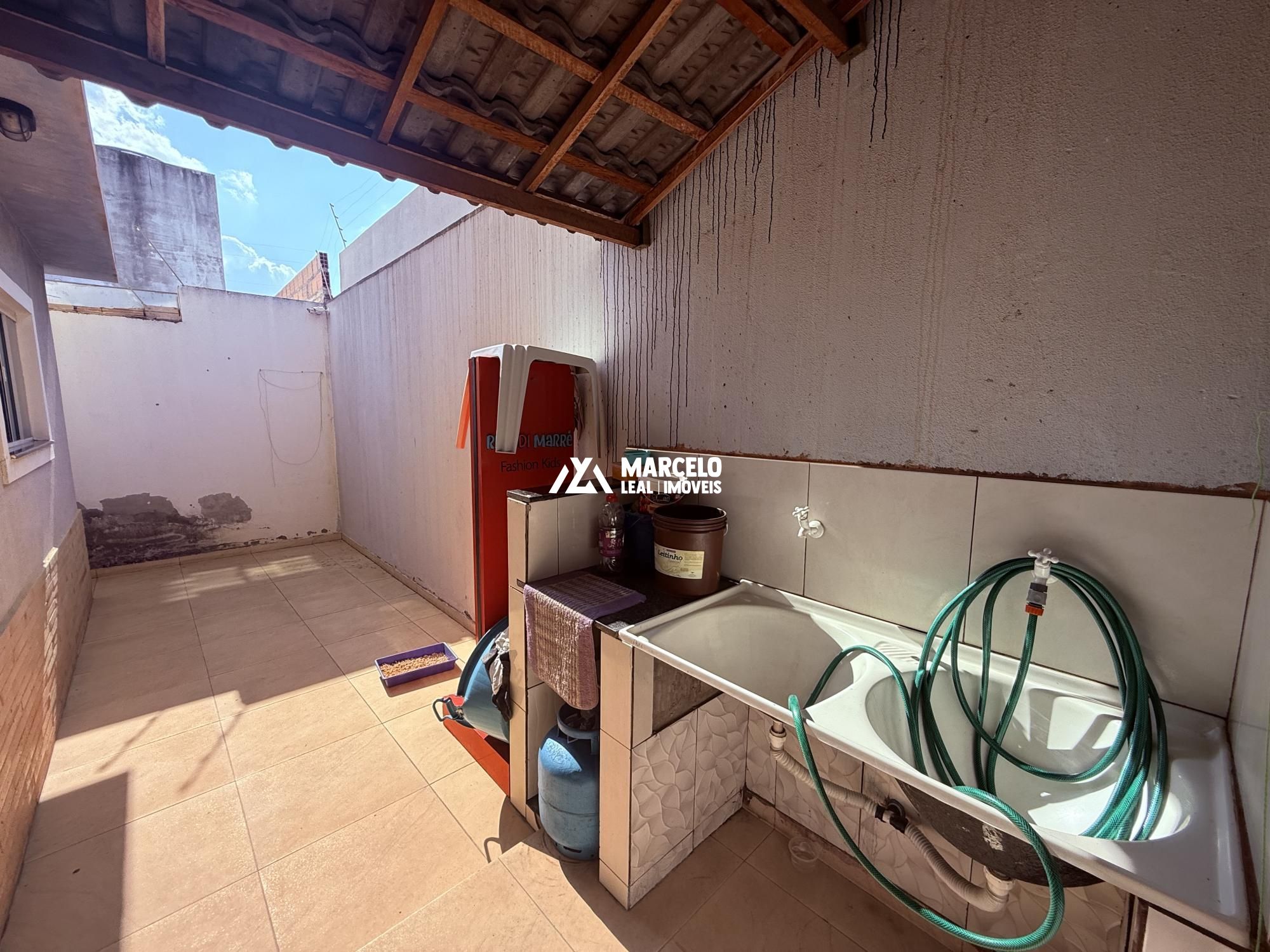 Casa, 5 quartos, 240 m² - Foto 13