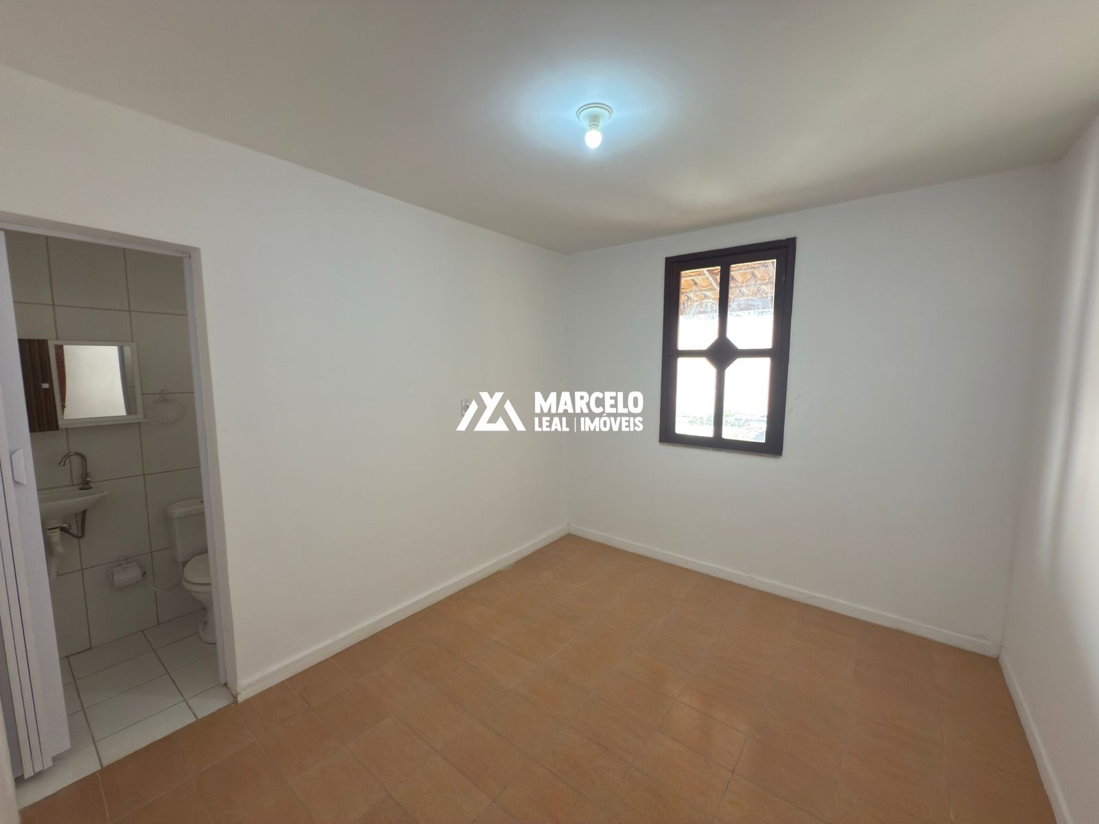 Casa para alugar com 2 quartos, 145m² - Foto 13