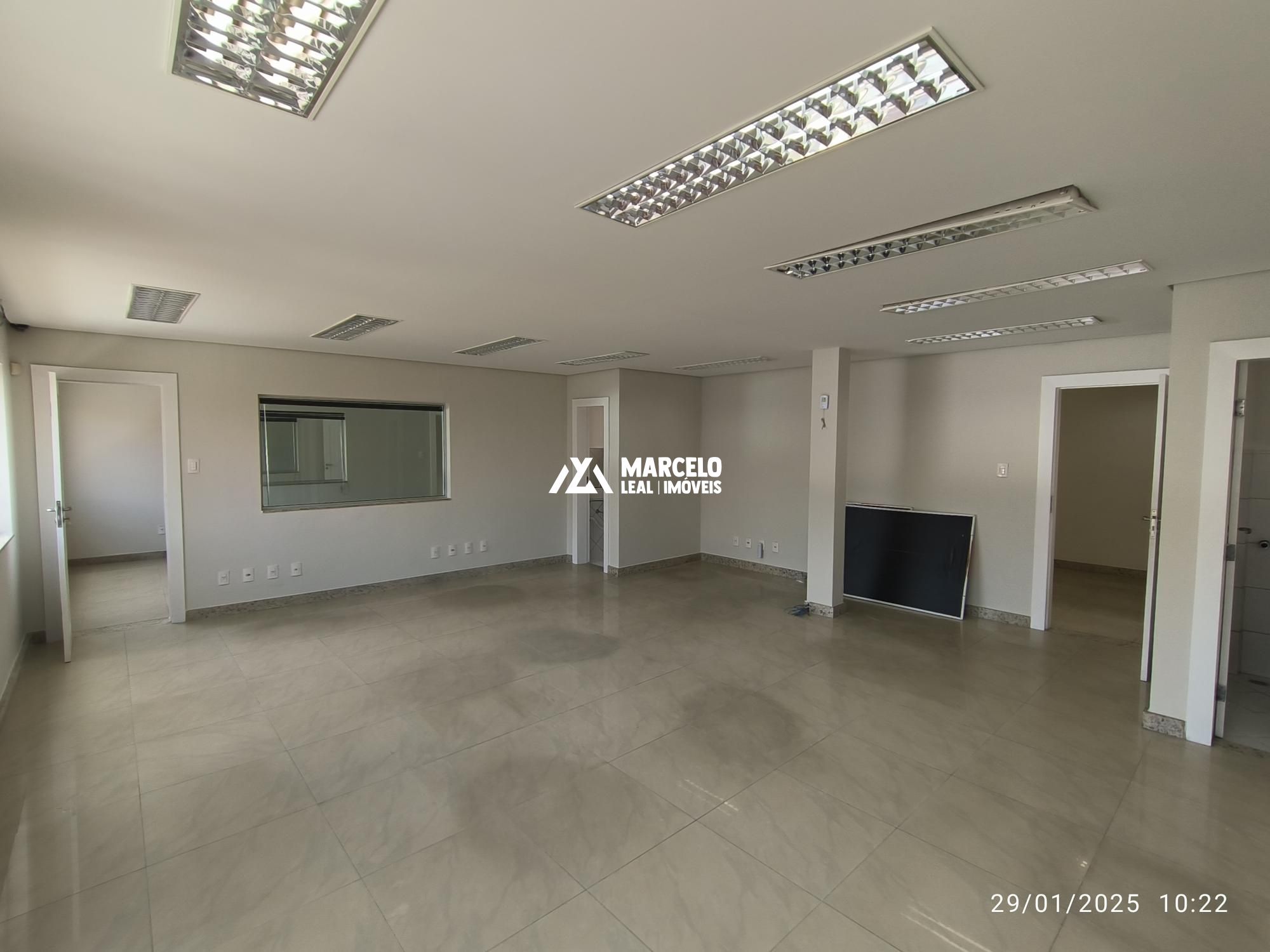 Conjunto Comercial-Sala para alugar com 9 quartos, 297m² - Foto 16