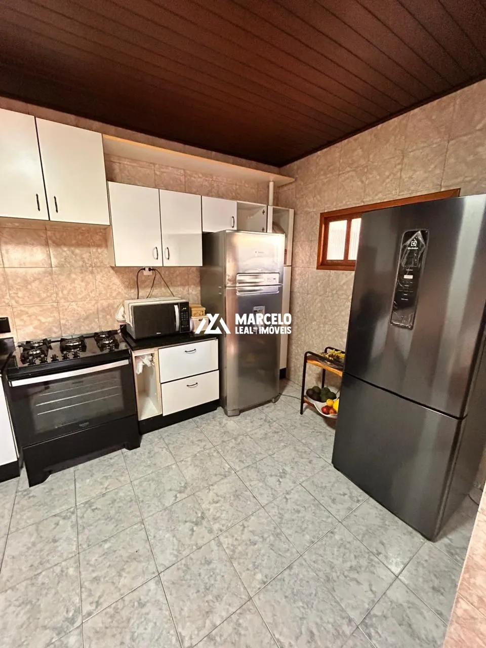 Casa, 4 quartos, 250 m² - Foto 17