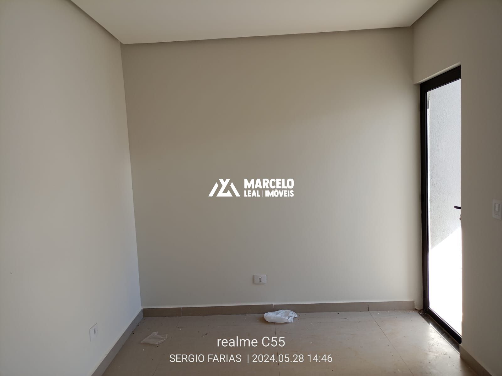 Casa à venda com 3 quartos, 120m² - Foto 2