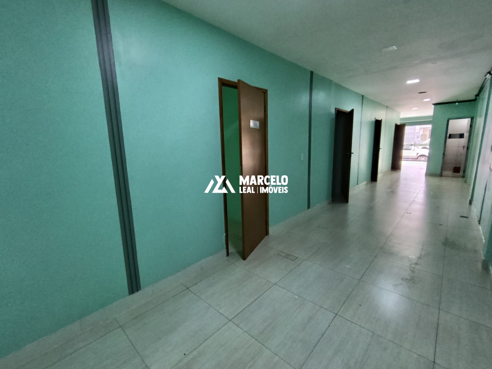 Loja-Salão para alugar com 5 quartos, 90m² - Foto 15