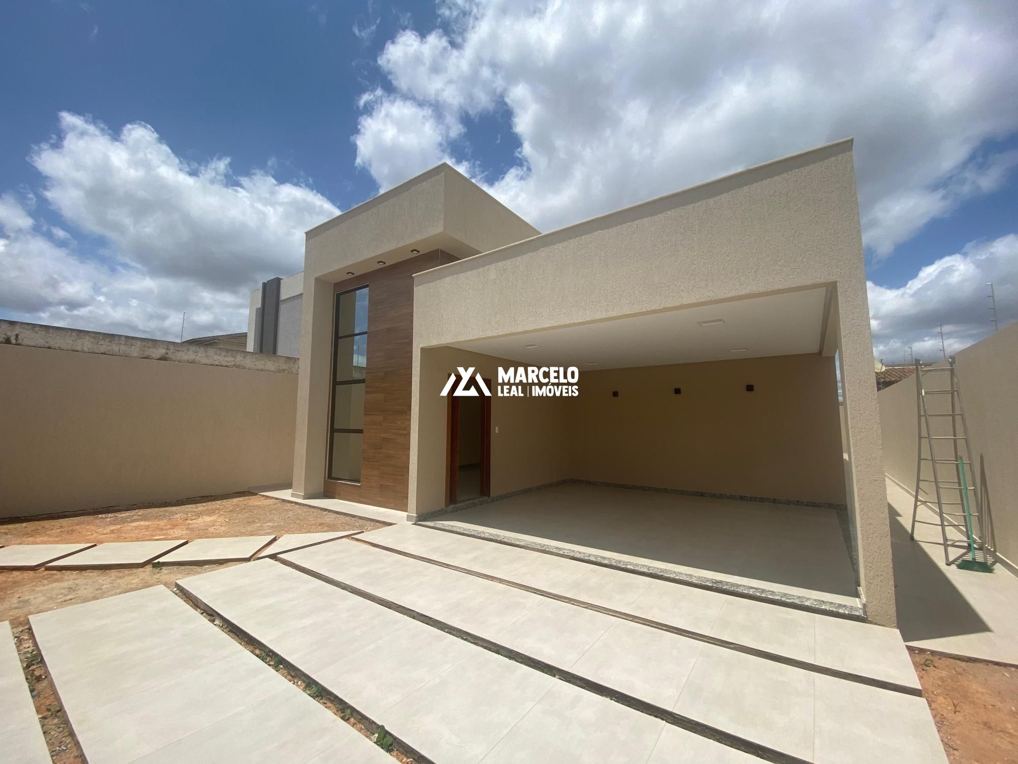 Casa à venda com 3 quartos, 170m² - Foto 3