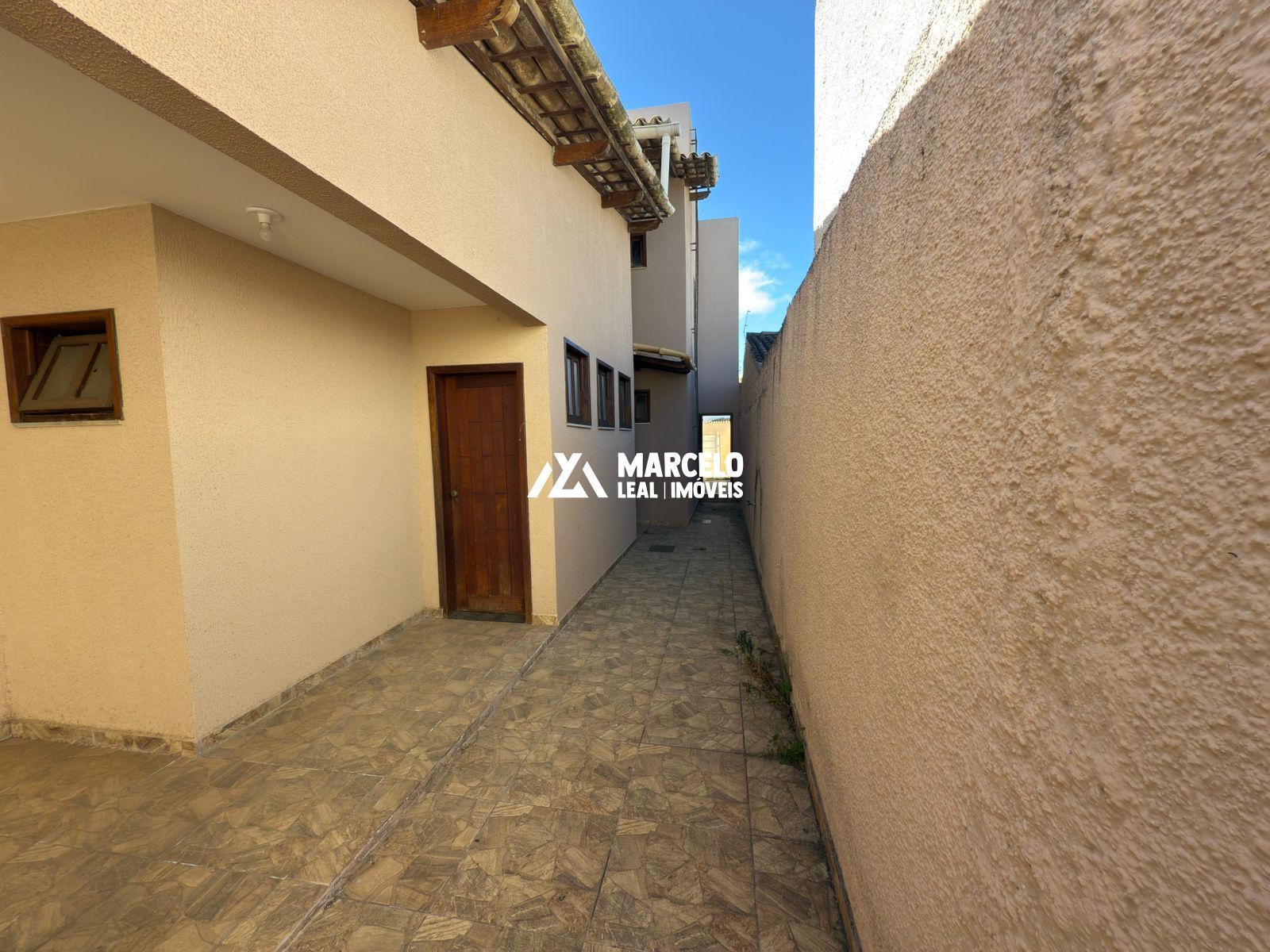 Casa para alugar com 2 quartos, 145m² - Foto 35
