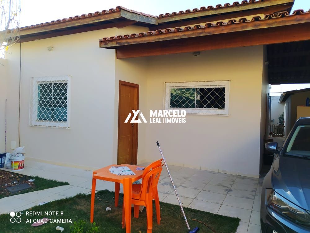 Casa à venda com 3 quartos, 150m² - Foto 1