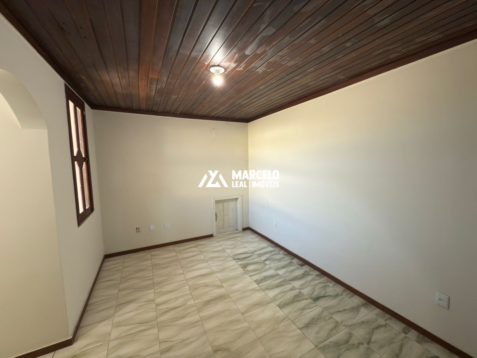 Casa para alugar com 2 quartos, 145m² - Foto 18