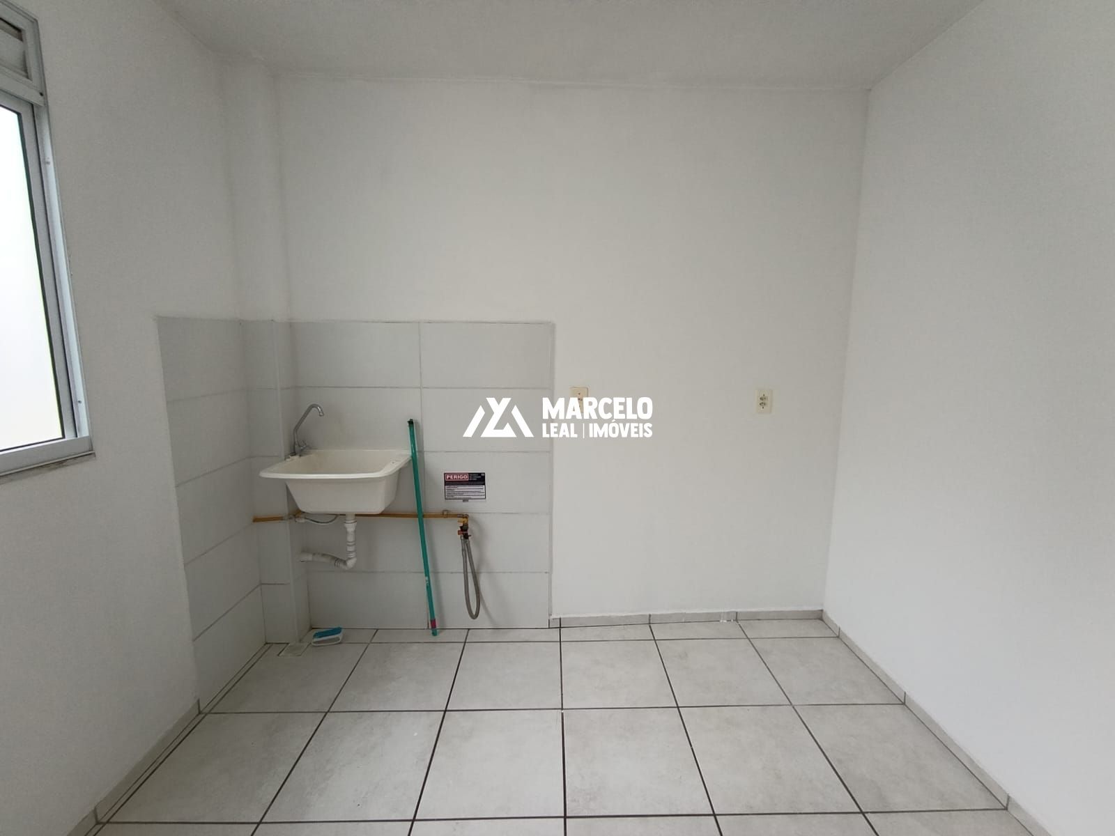 Apartamento para alugar com 2 quartos, 40m² - Foto 12