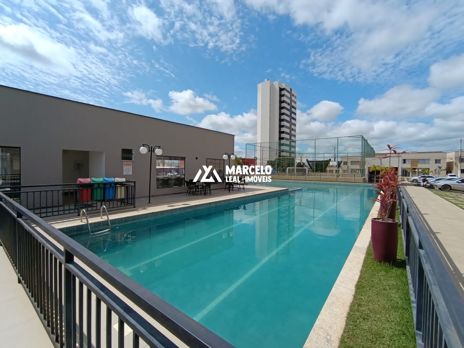 Apartamento para alugar com 2 quartos, 64m² - Foto 1