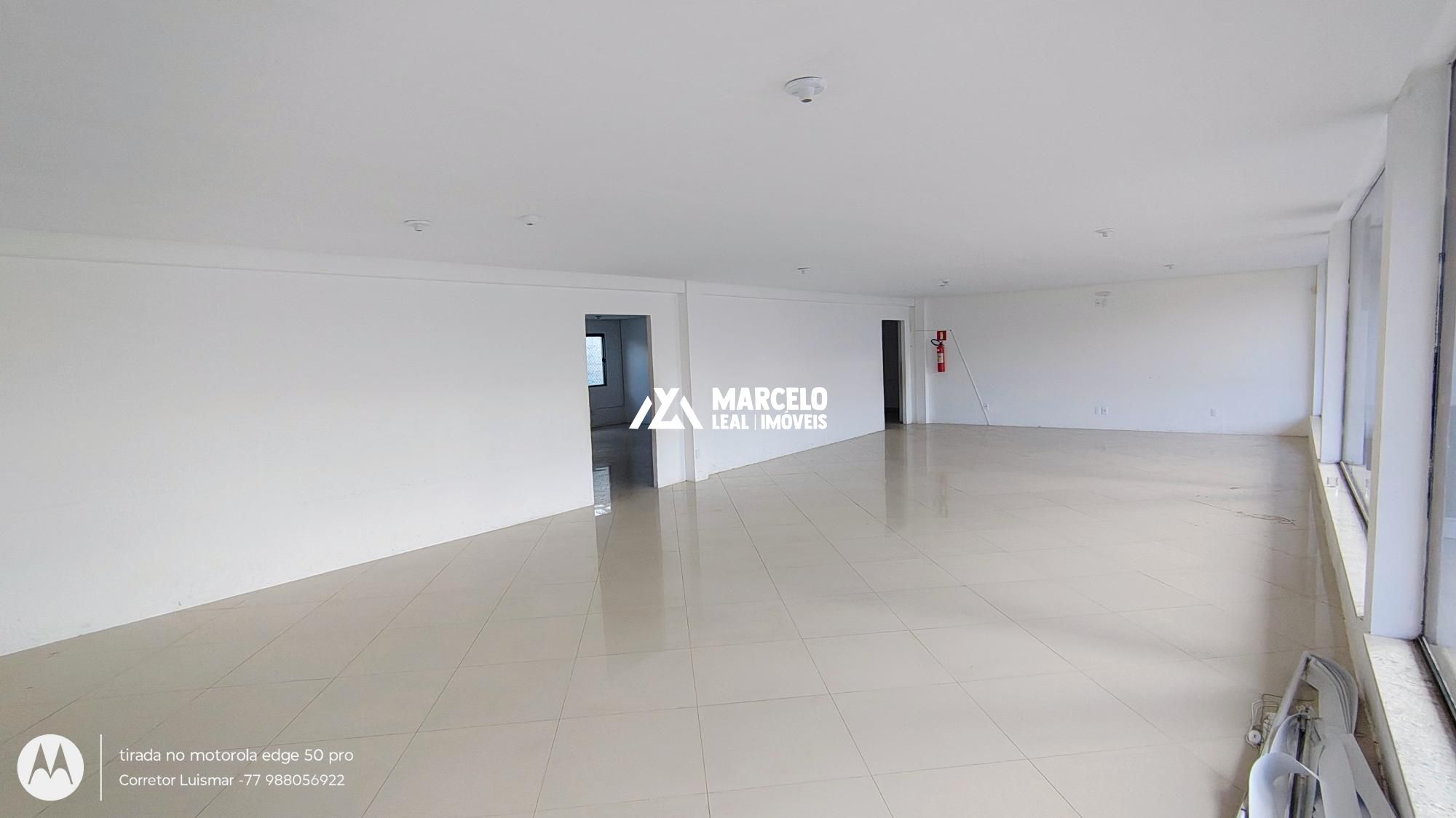 Prédio Inteiro para alugar com 12 quartos, 975m² - Foto 2