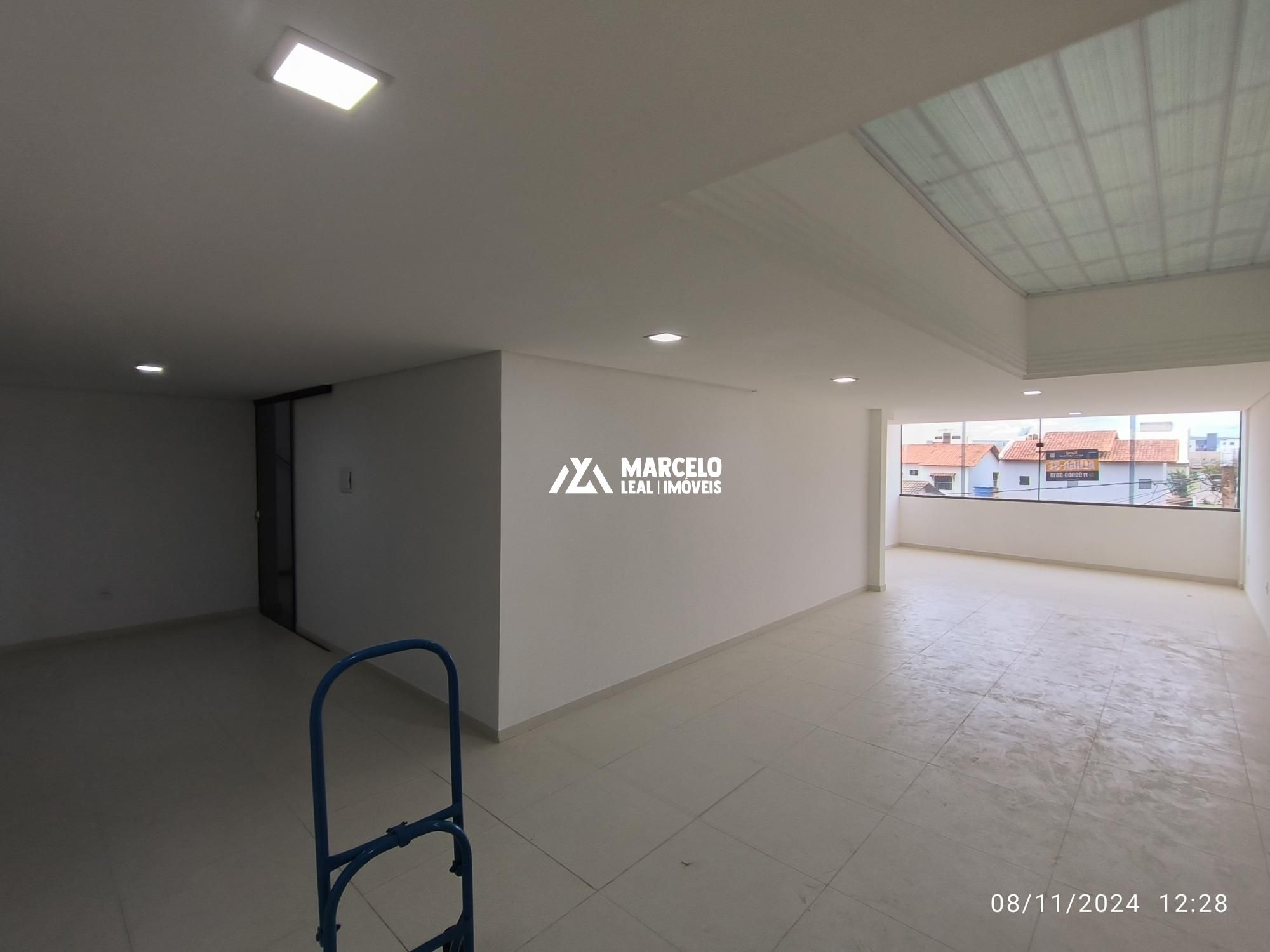 Conjunto Comercial-Sala para alugar com 3 quartos, 140m² - Foto 25