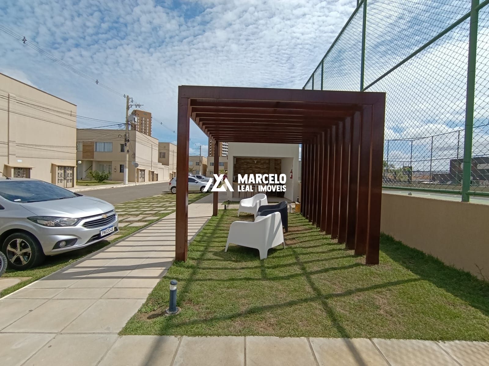Apartamento para alugar com 2 quartos, 64m² - Foto 11