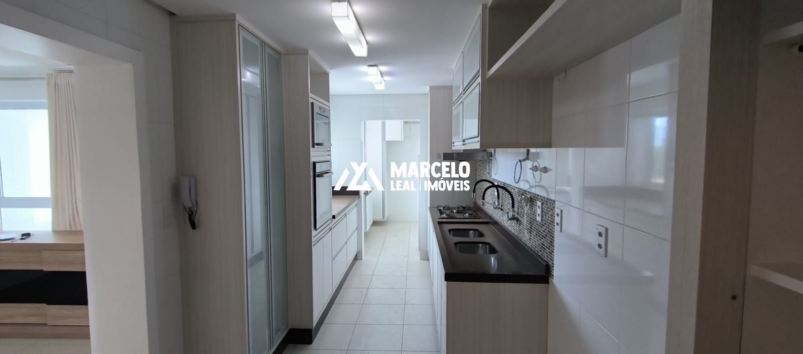 Apartamento à venda com 3 quartos, 186m² - Foto 21