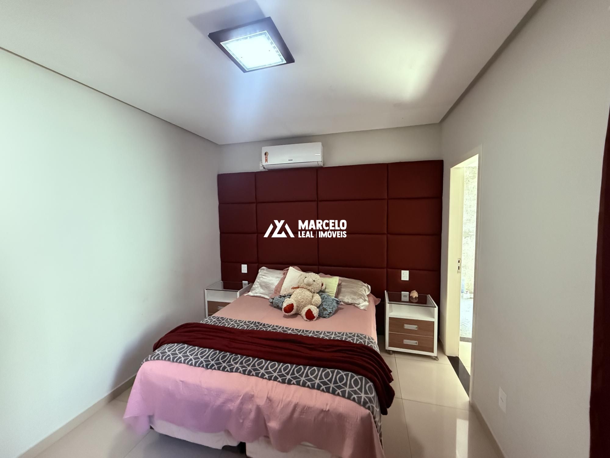 Casa, 5 quartos, 240 m² - Foto 10