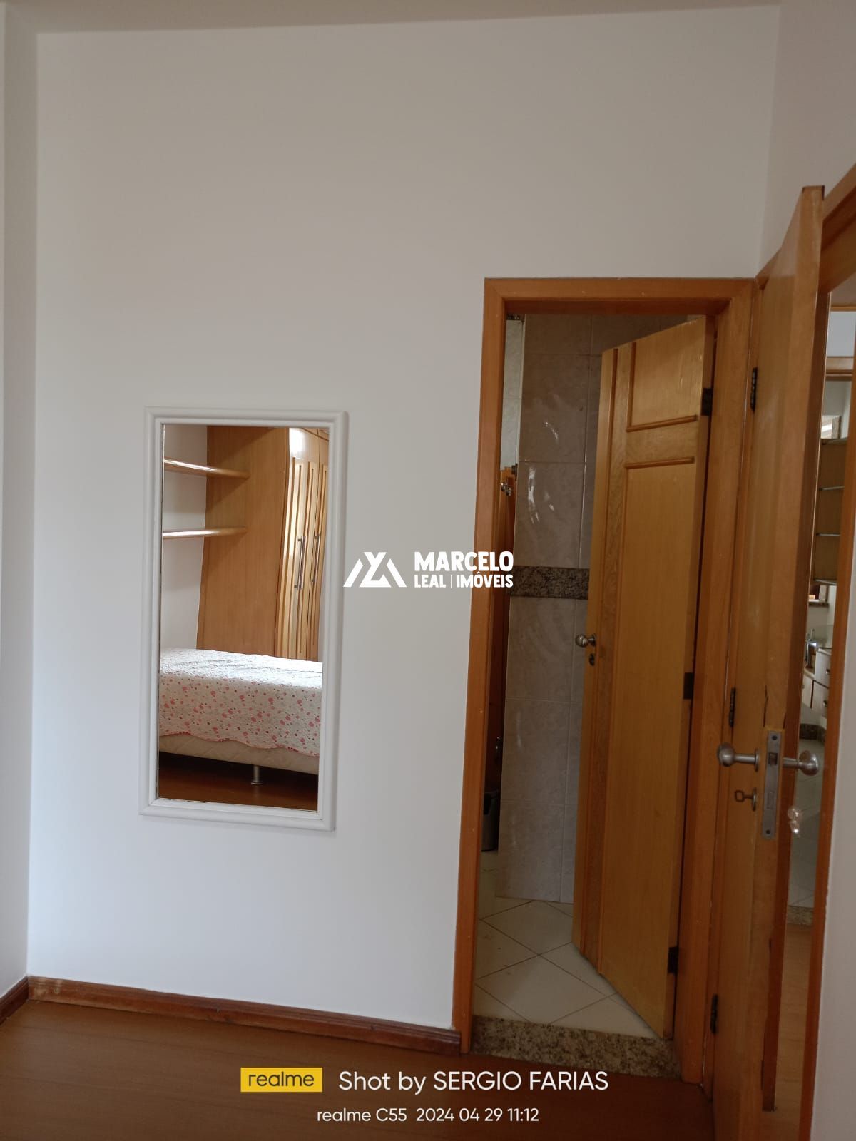 Apartamento à venda com 3 quartos, 168m² - Foto 4