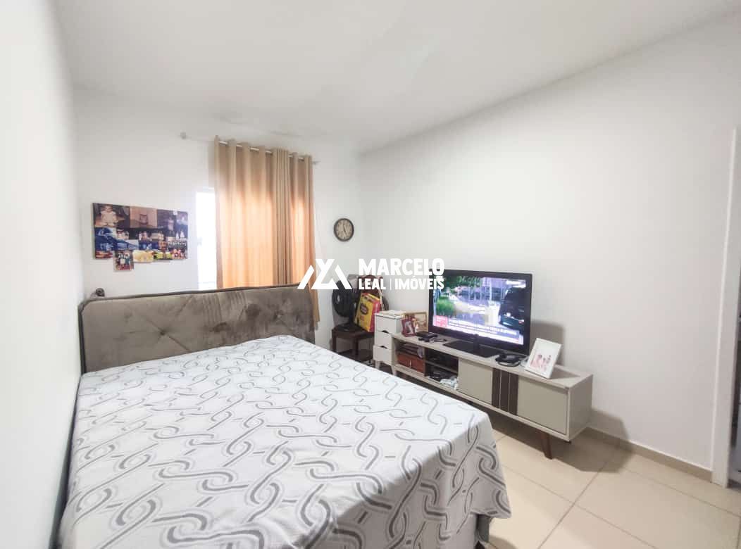 Casa à venda com 3 quartos, 90m² - Foto 15