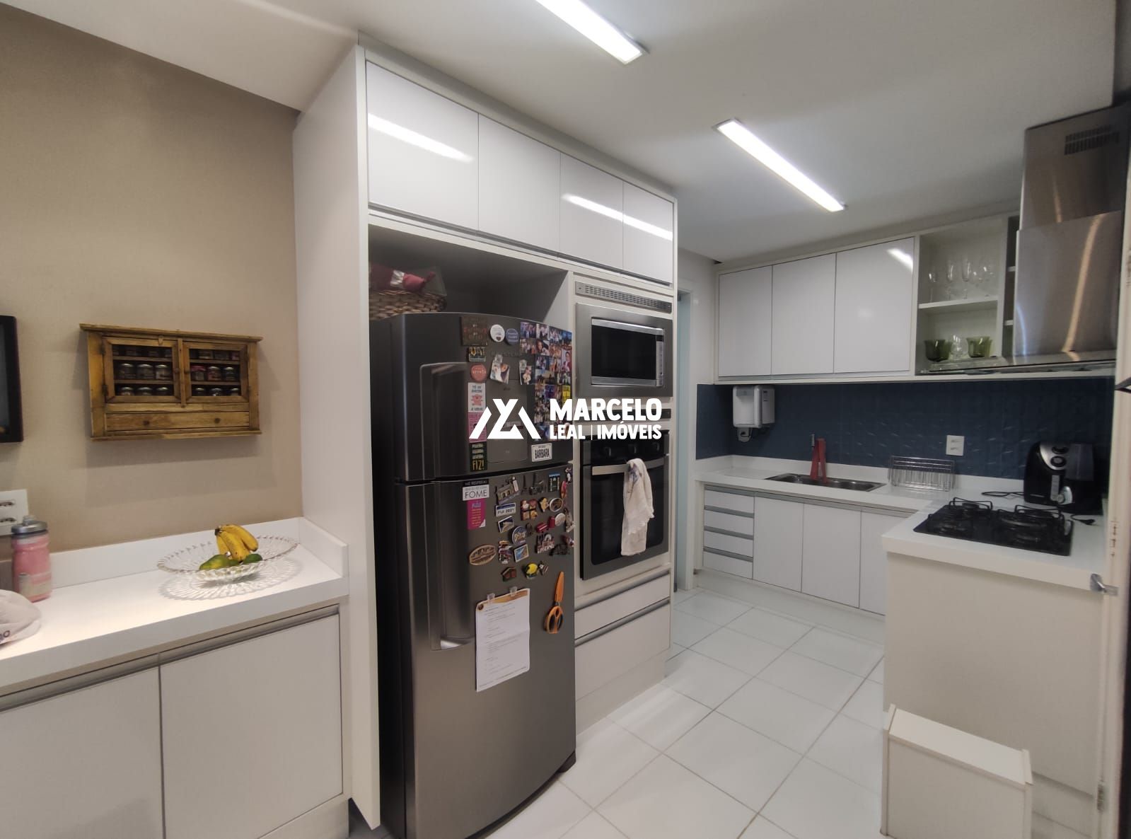 Apartamento à venda com 3 quartos, 100m² - Foto 17