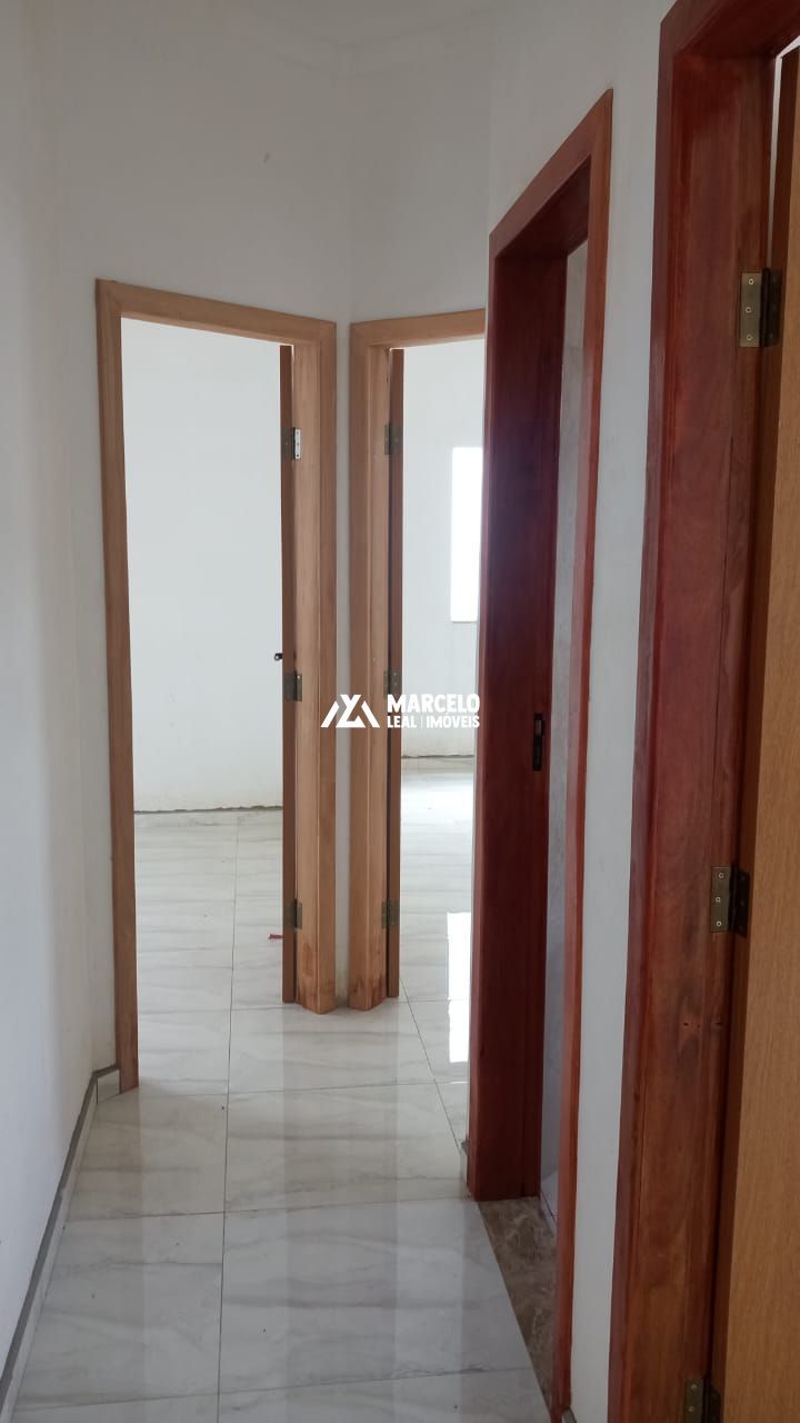 Casa à venda com 3 quartos, 130m² - Foto 10