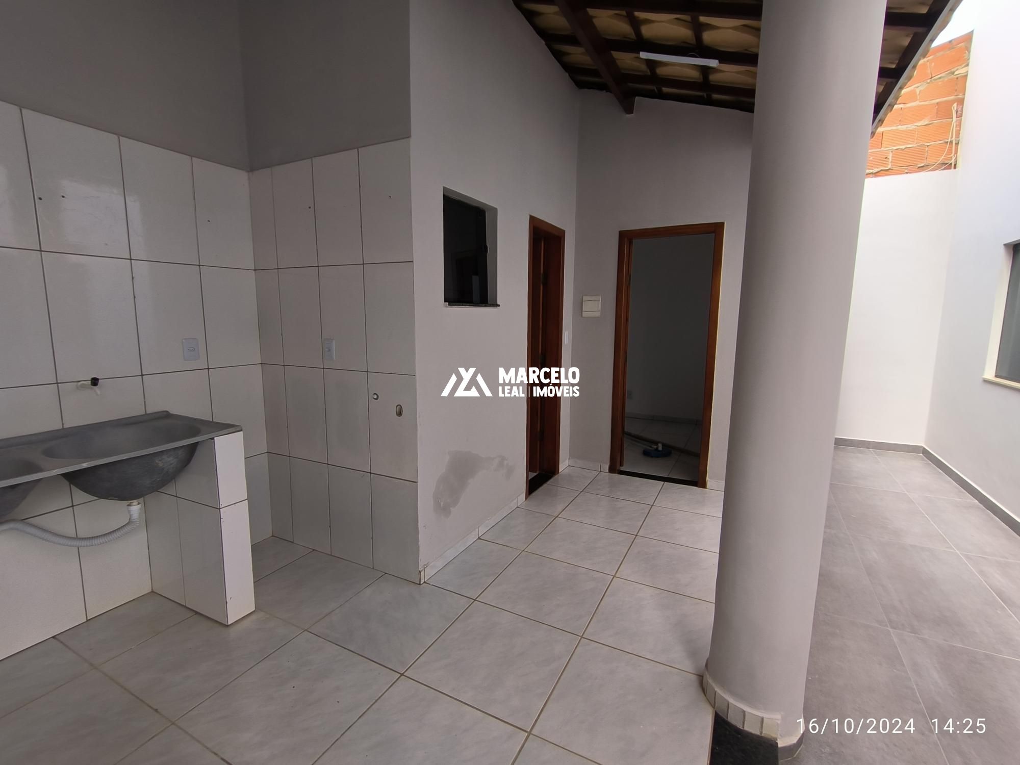 Casa à venda com 4 quartos, 279m² - Foto 6