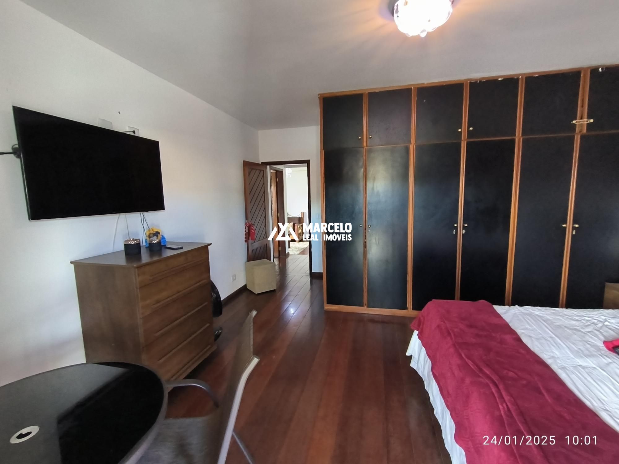 Casa à venda com 5 quartos, 260m² - Foto 42