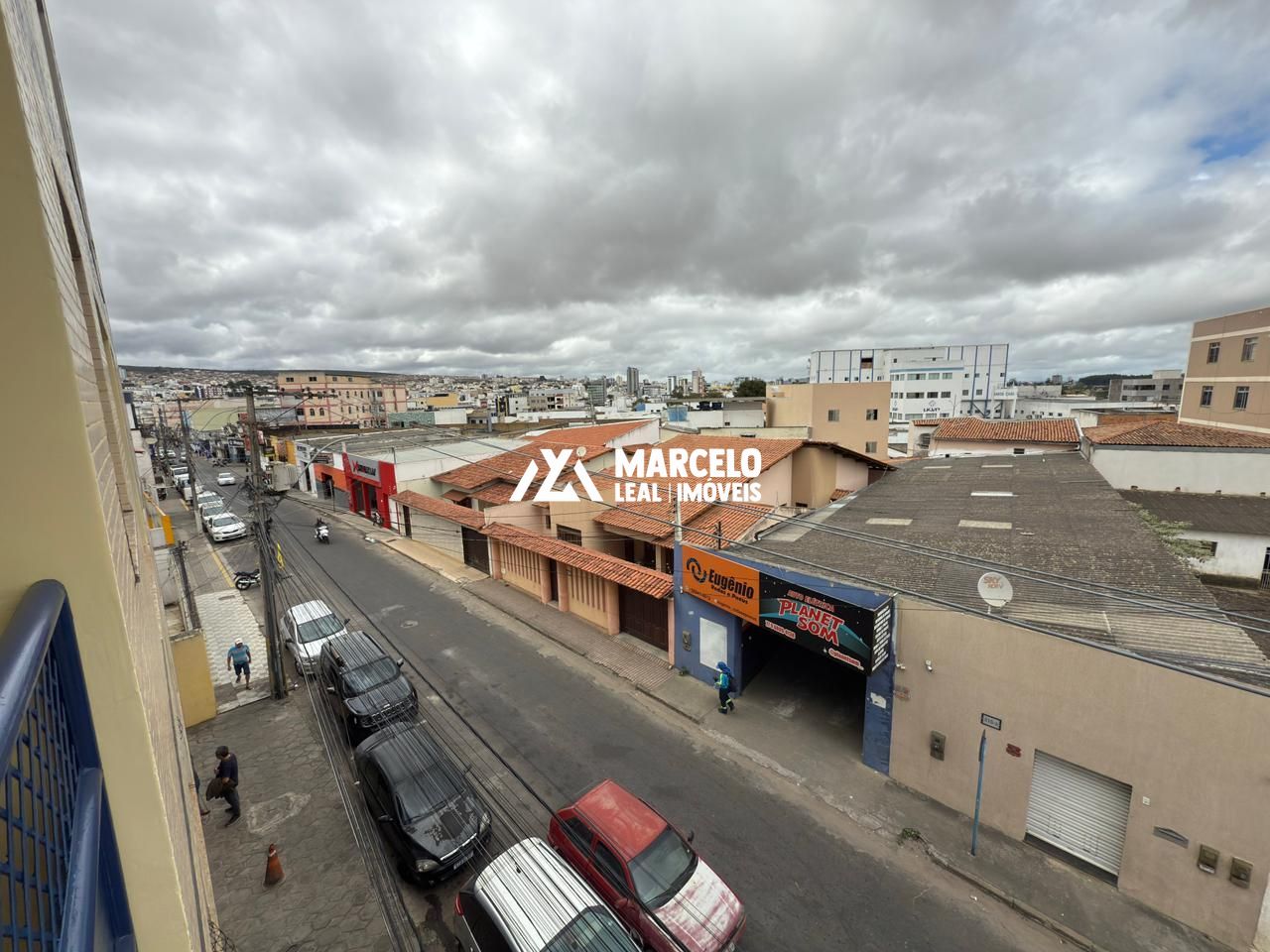 Apartamento para alugar com 4 quartos, 150m² - Foto 1