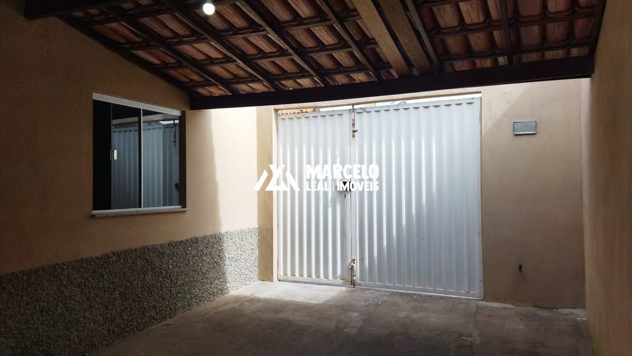 Casa à venda com 3 quartos, 85m² - Foto 1