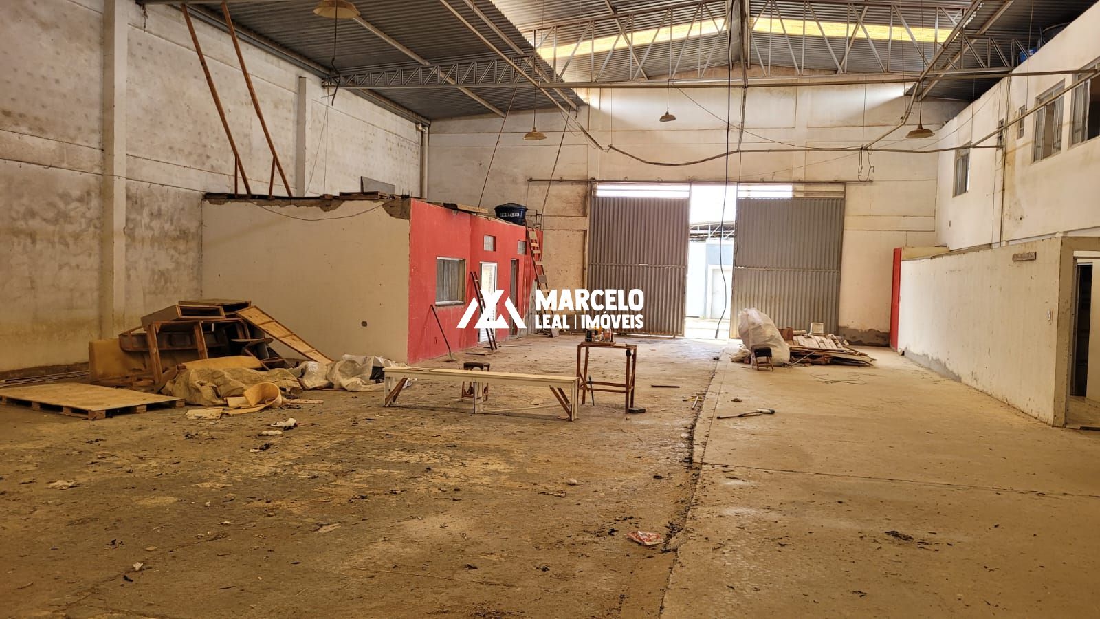 Depósito-Galpão-Armazém à venda e aluguel, 750m² - Foto 2