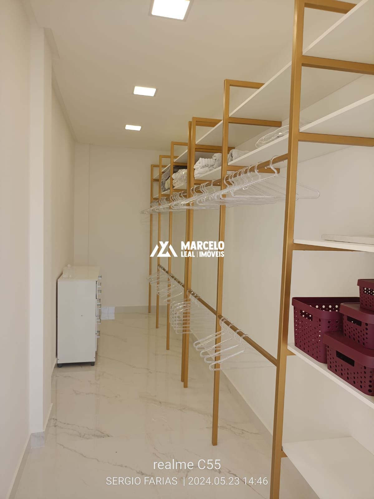 Casa Comercial à venda com 9 quartos, 350m² - Foto 53