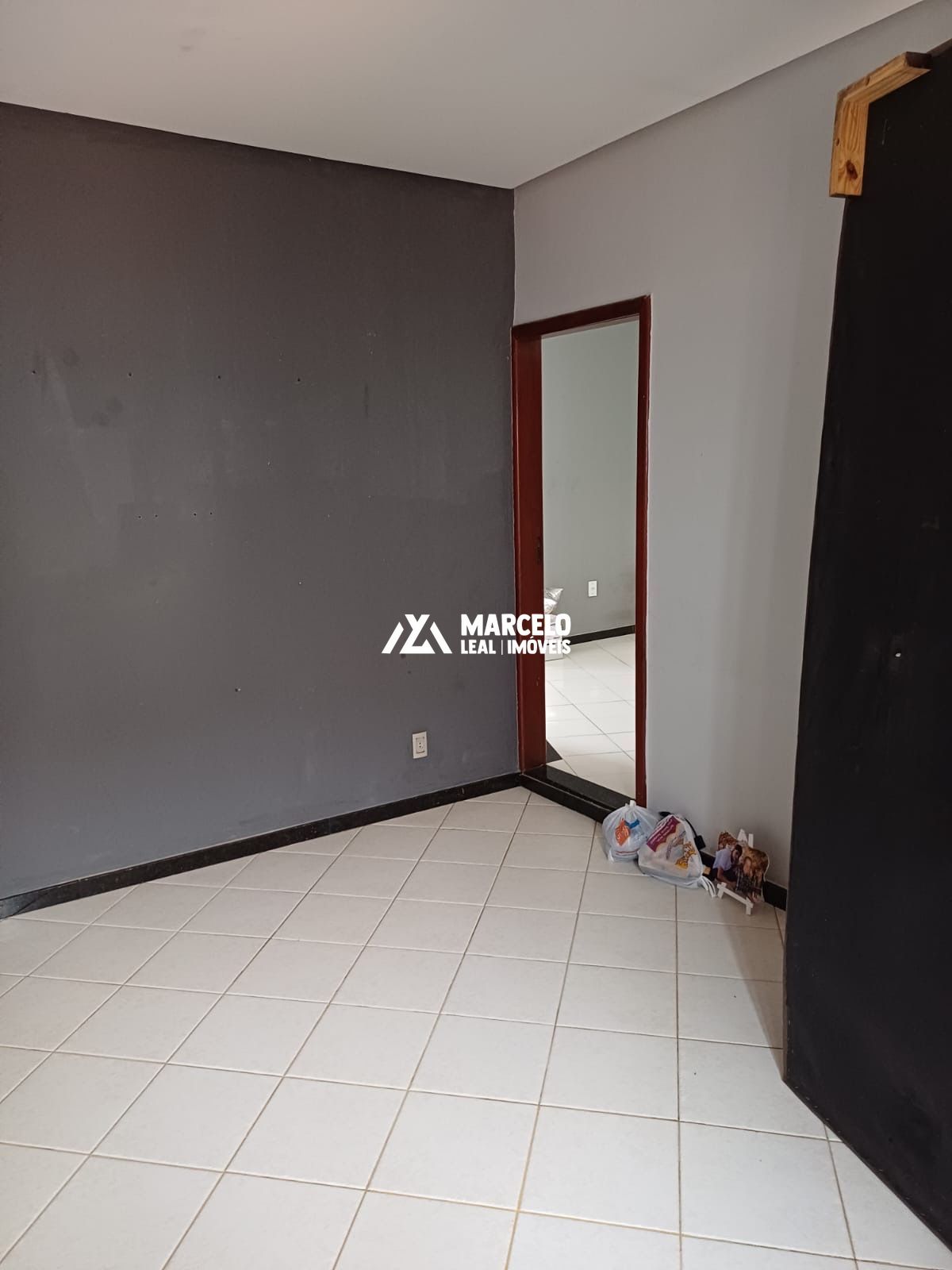 Casa à venda com 5 quartos, 180m² - Foto 8