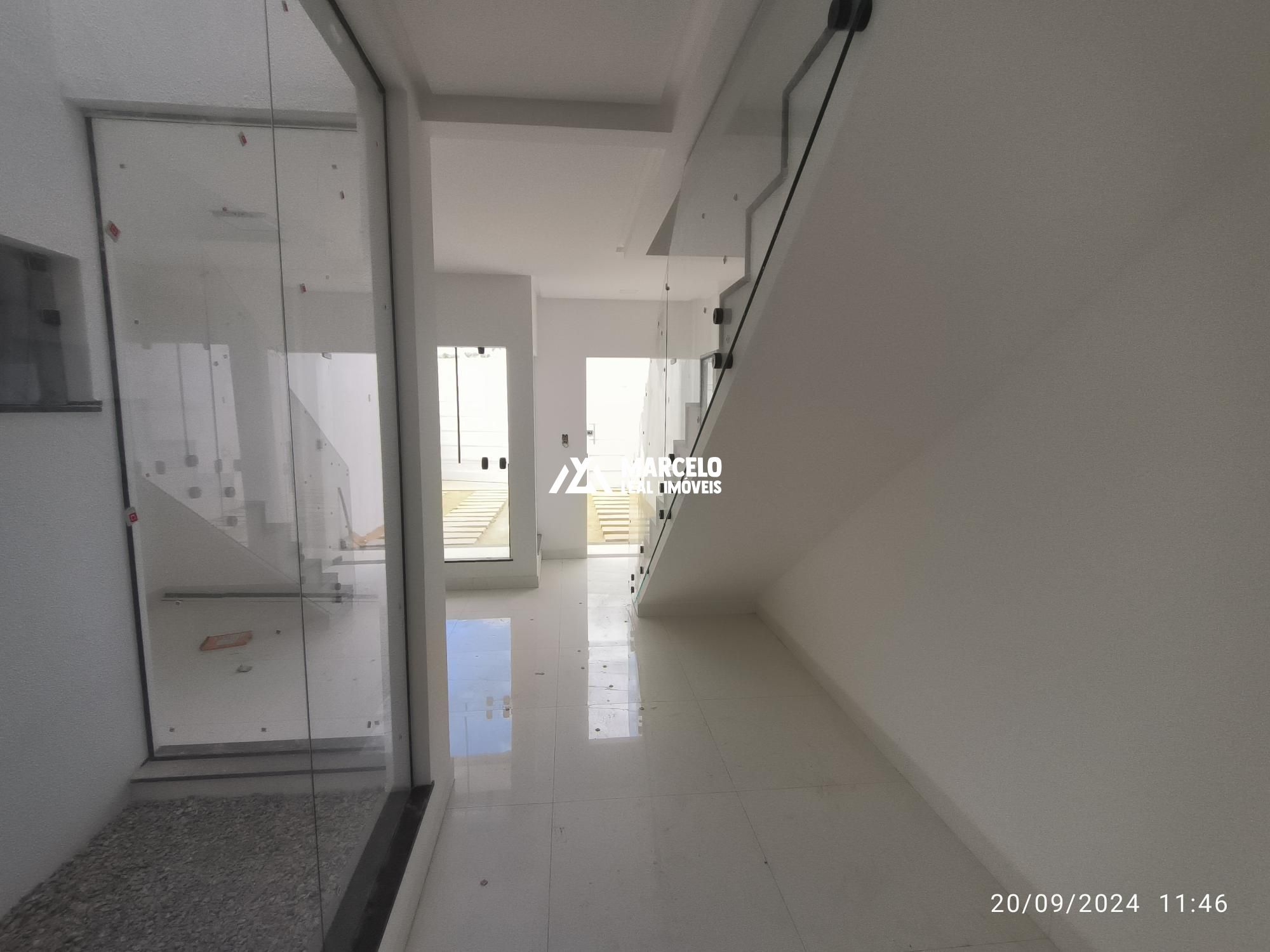 Casa à venda com 3 quartos, 120m² - Foto 8