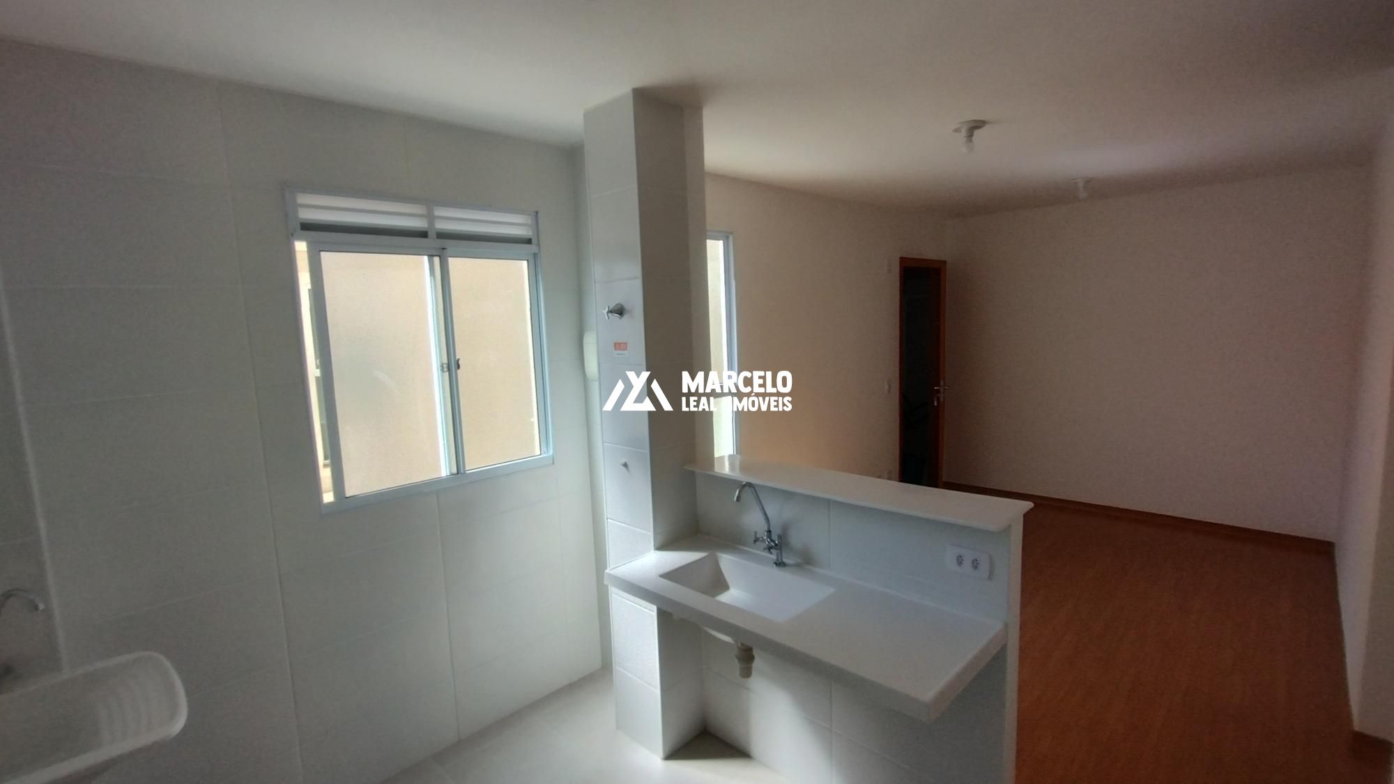 Apartamento à venda com 2 quartos, 40m² - Foto 4