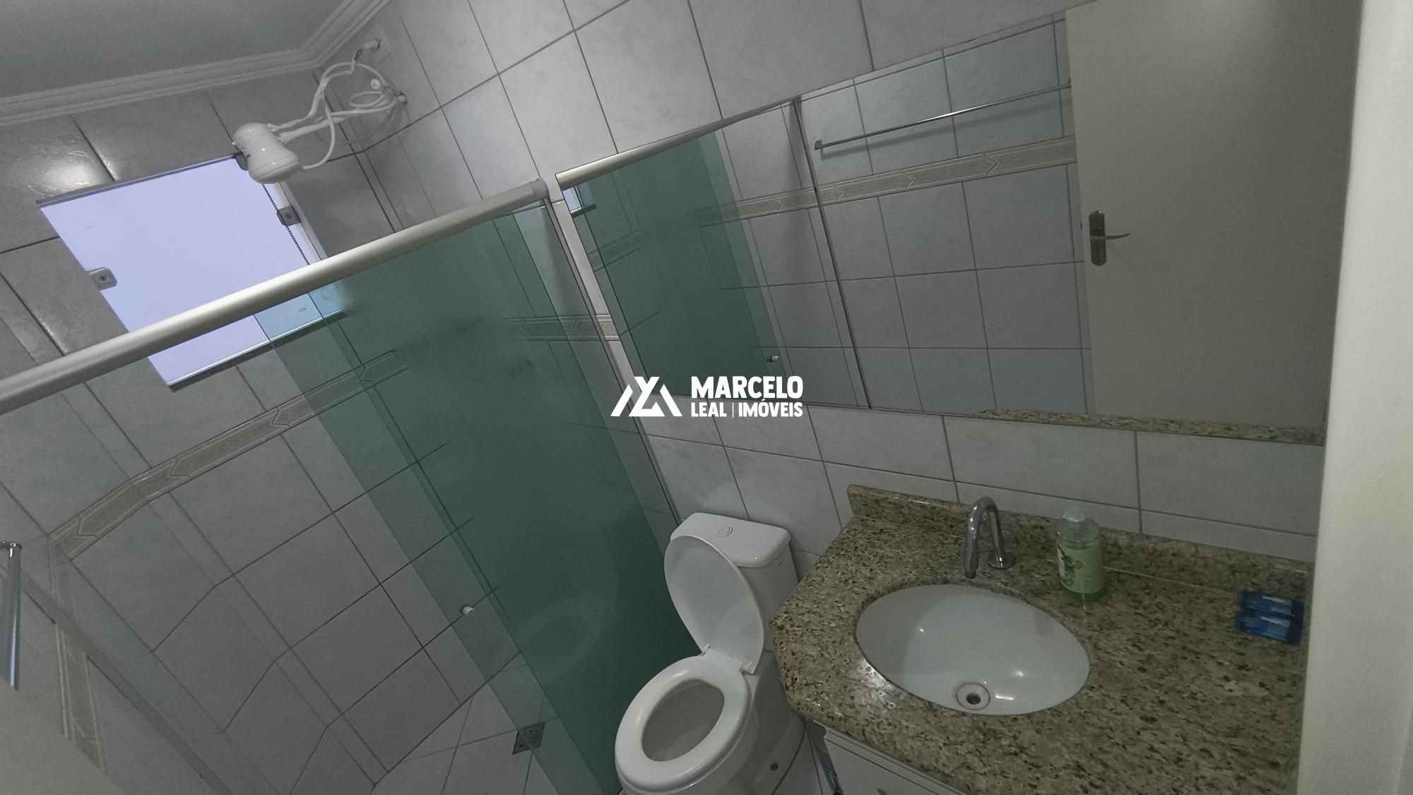 Apartamento para alugar com 2 quartos, 70m² - Foto 13