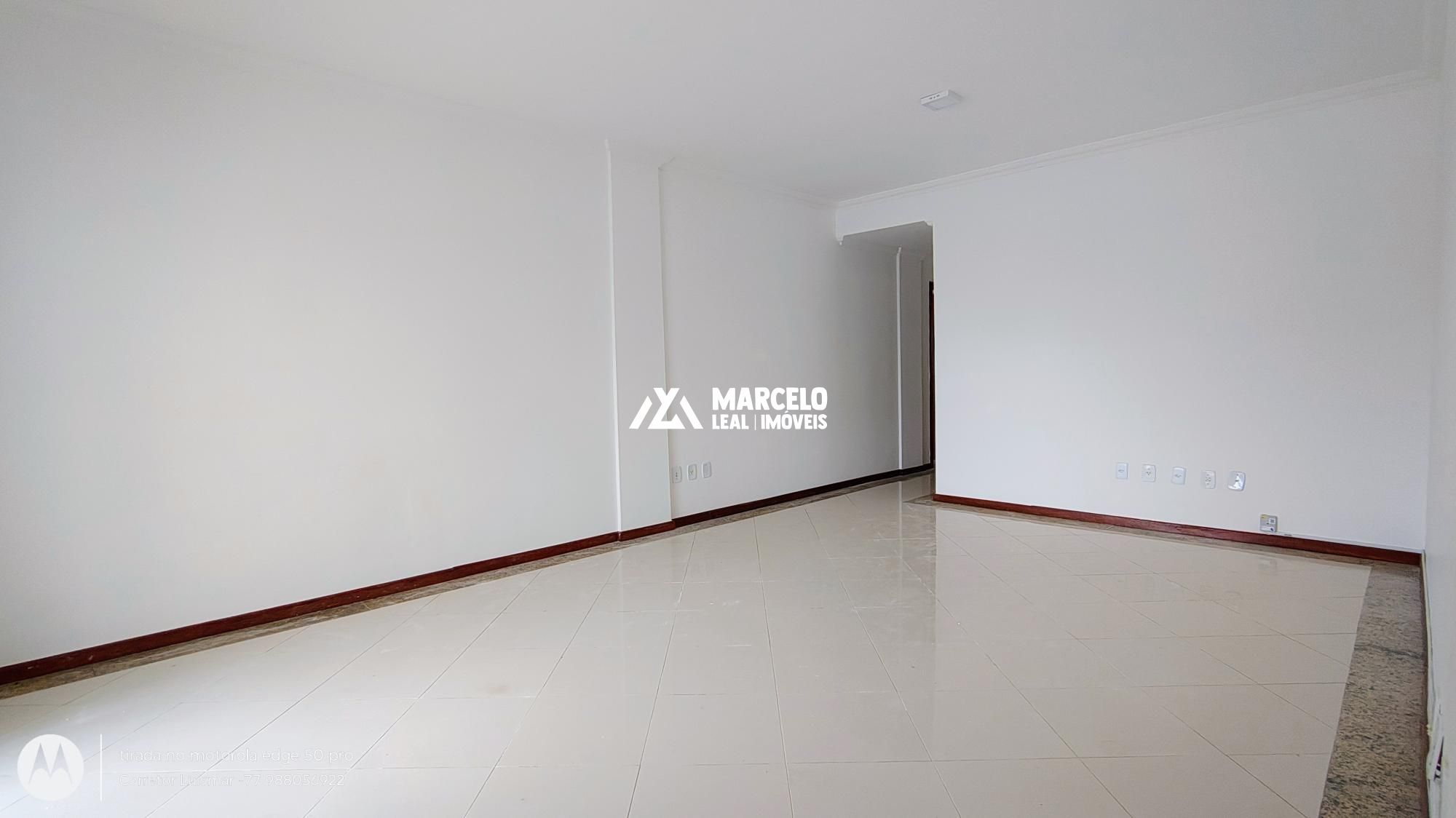 Apartamento à venda com 3 quartos, 117m² - Foto 3