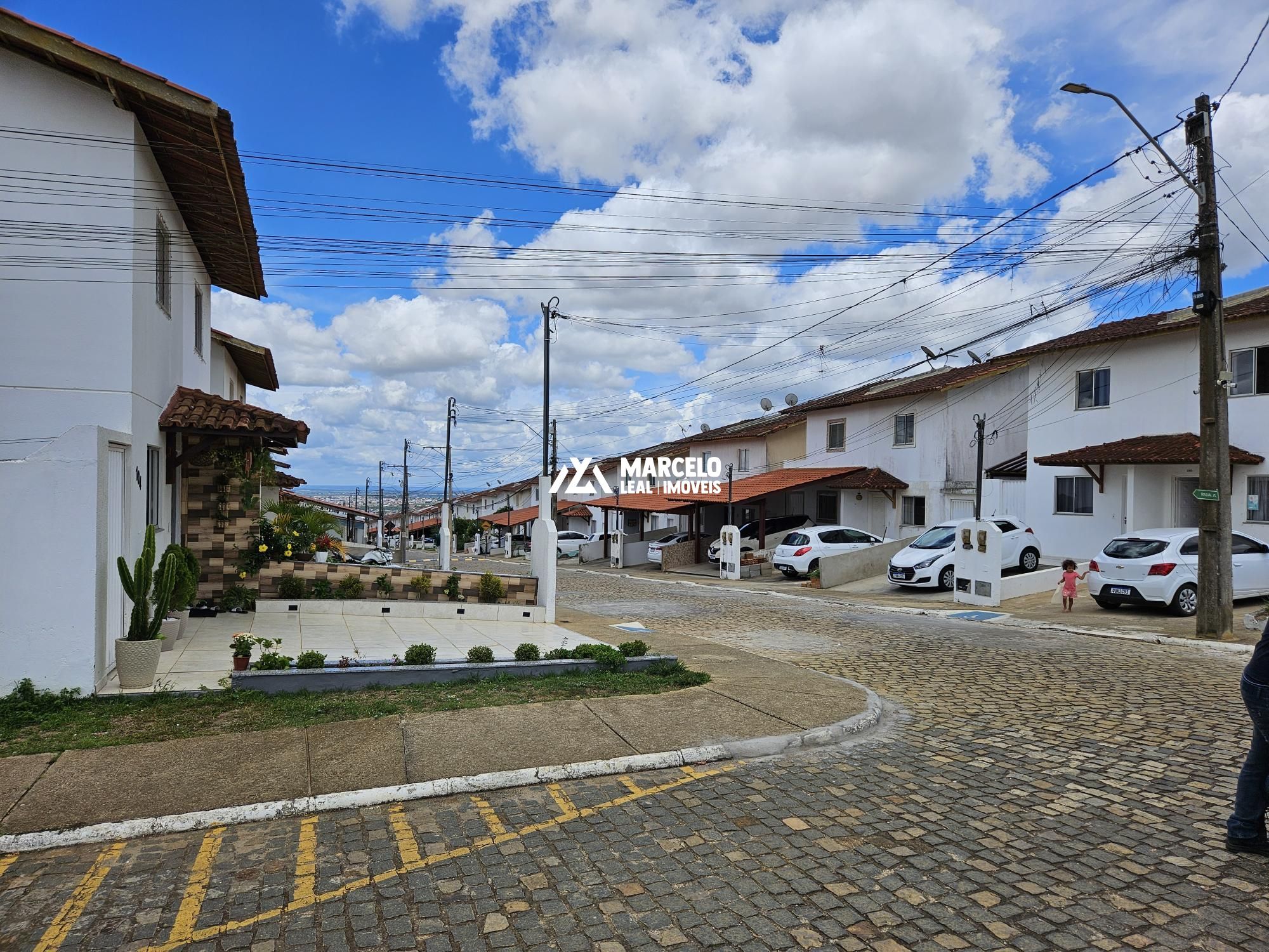 Casa de Condomínio à venda com 2 quartos, 90m² - Foto 2