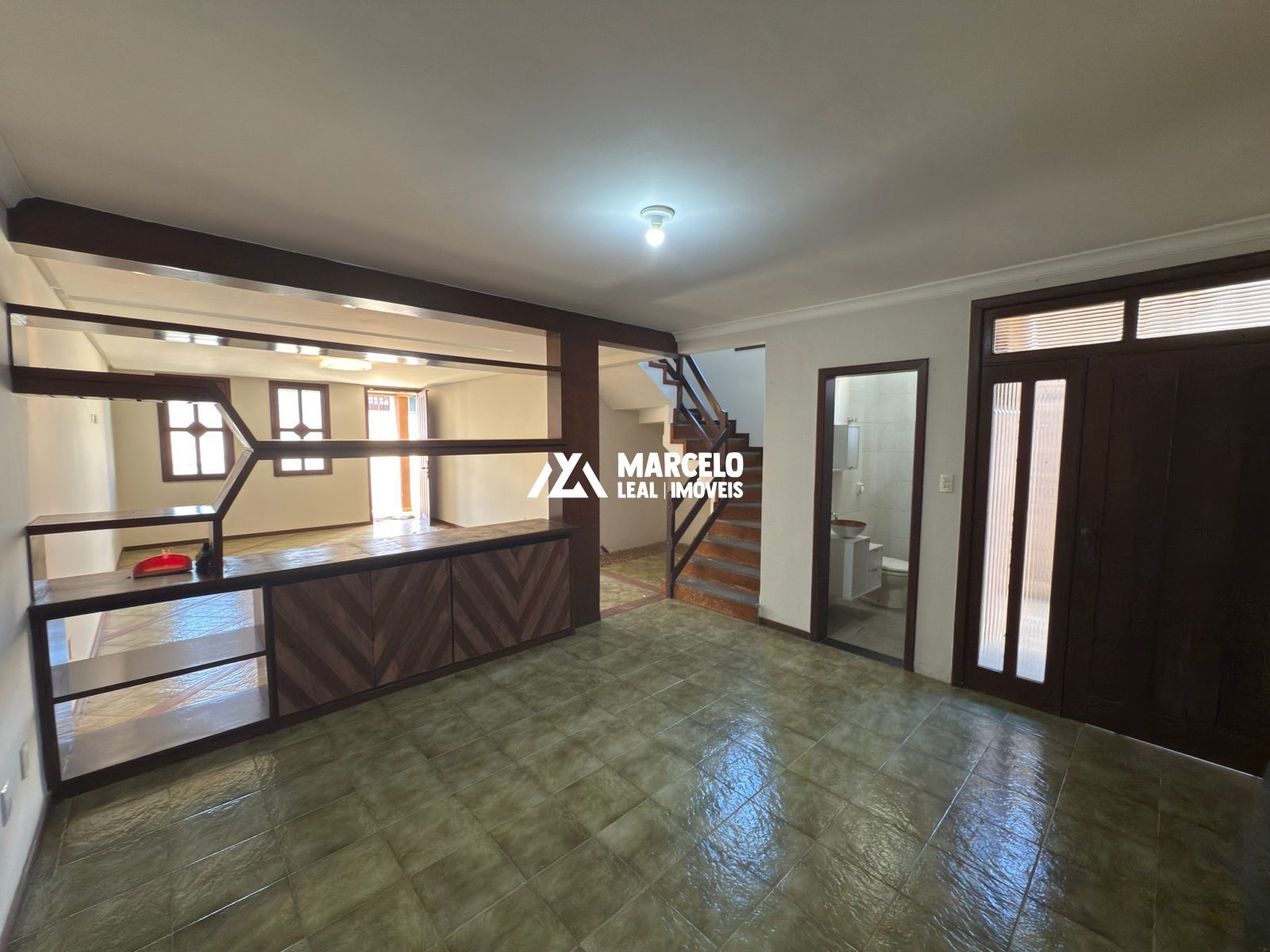 Casa para alugar com 2 quartos, 145m² - Foto 7
