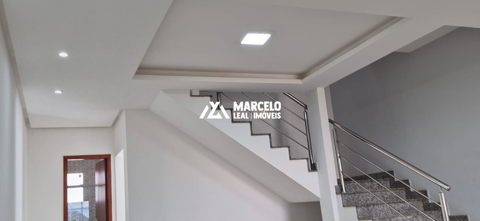 Casa, 3 quartos, 104 m² - Foto 2