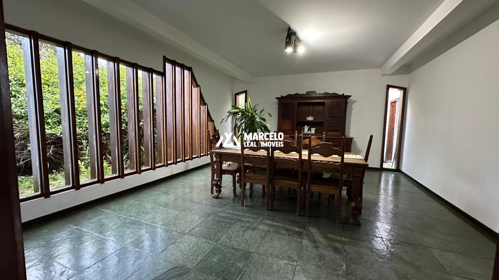 Casa, 4 quartos, 450 m² - Foto 1