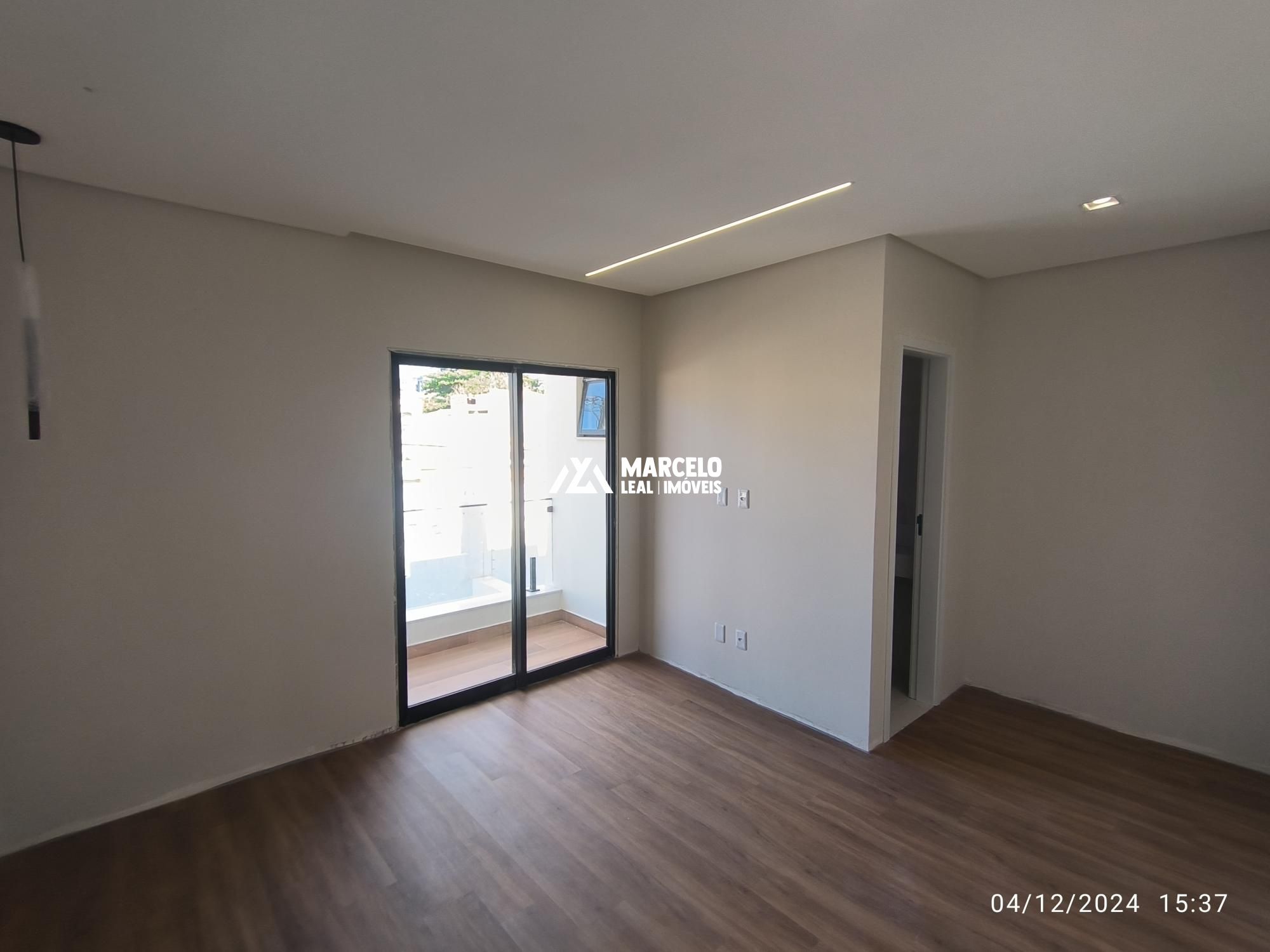 Casa à venda com 3 quartos, 125m² - Foto 11