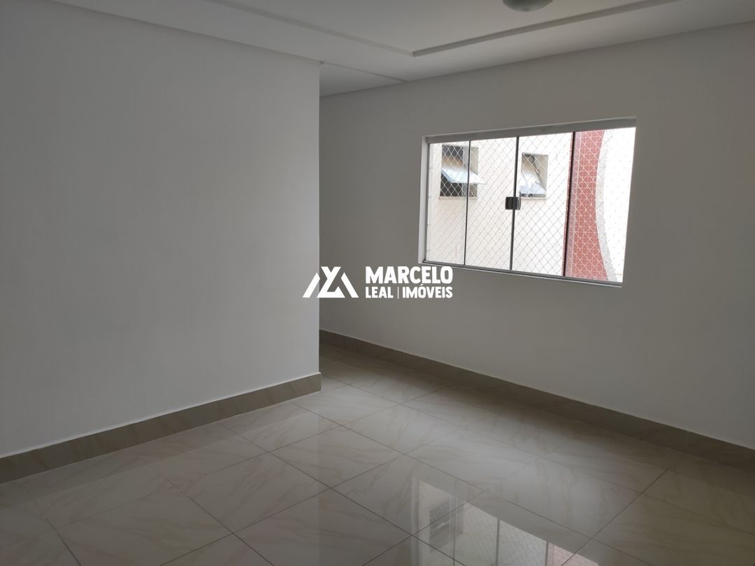 Apartamento à venda com 3 quartos, 80m² - Foto 3