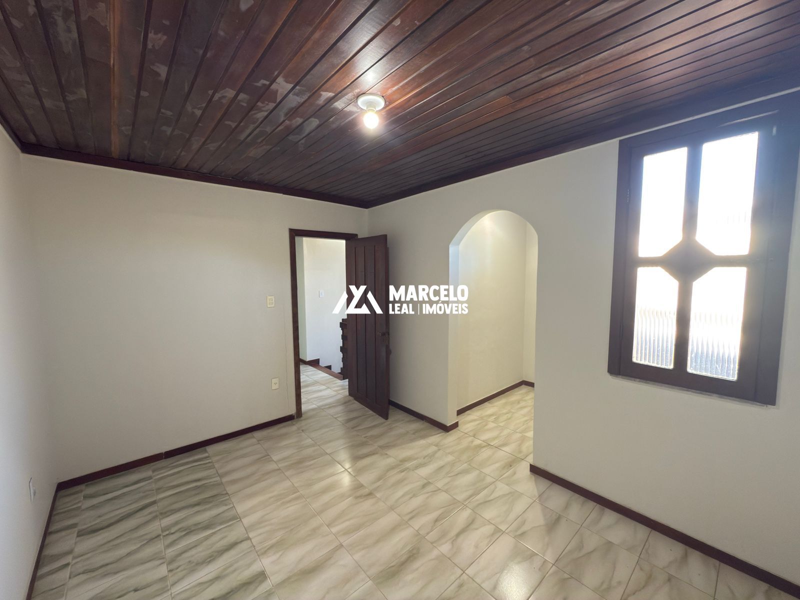 Casa para alugar com 2 quartos, 145m² - Foto 22
