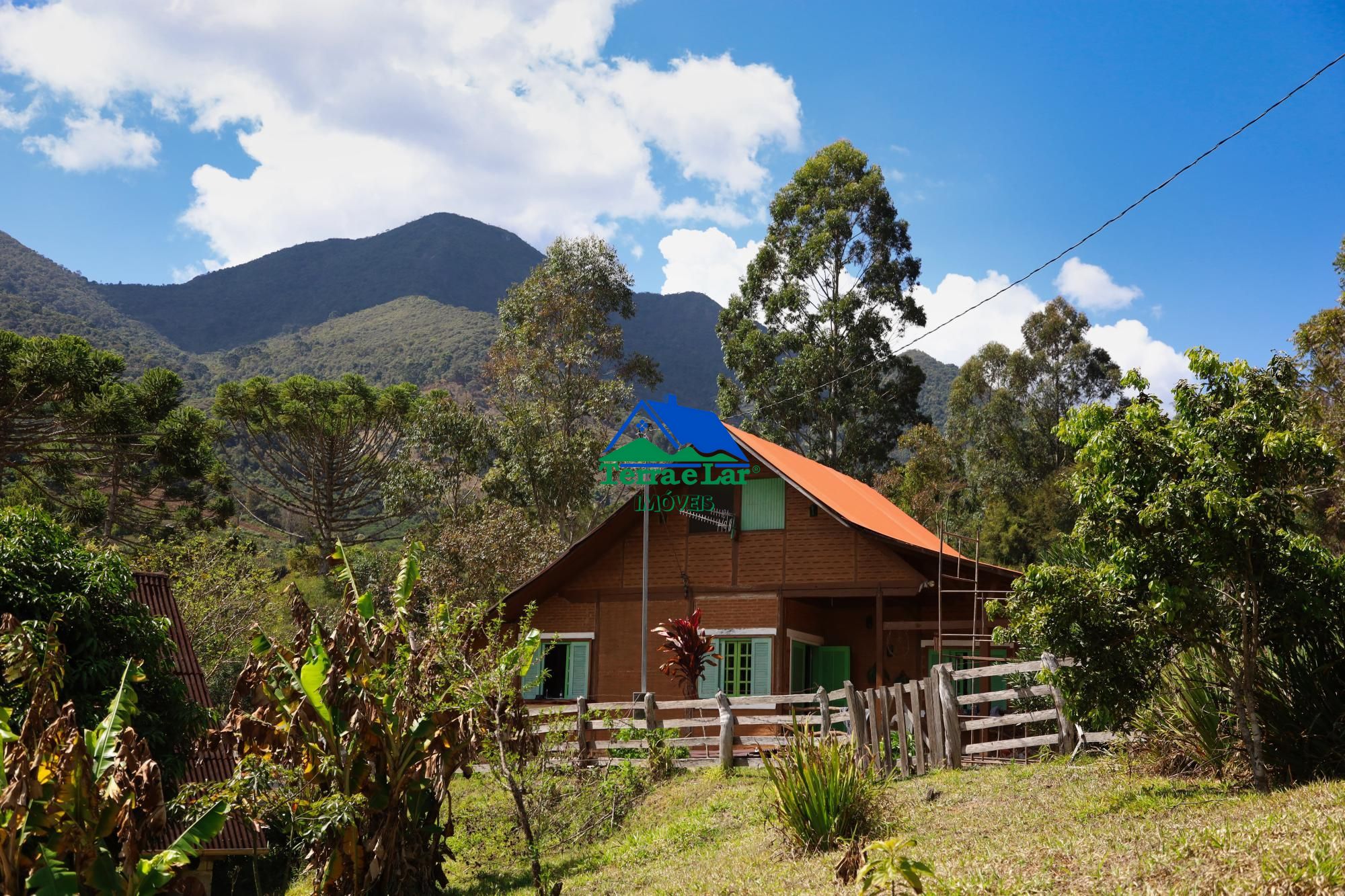 Fazenda/sítio/chácara/haras à venda  no Zona Rural - Aiuruoca, MG. Imóveis