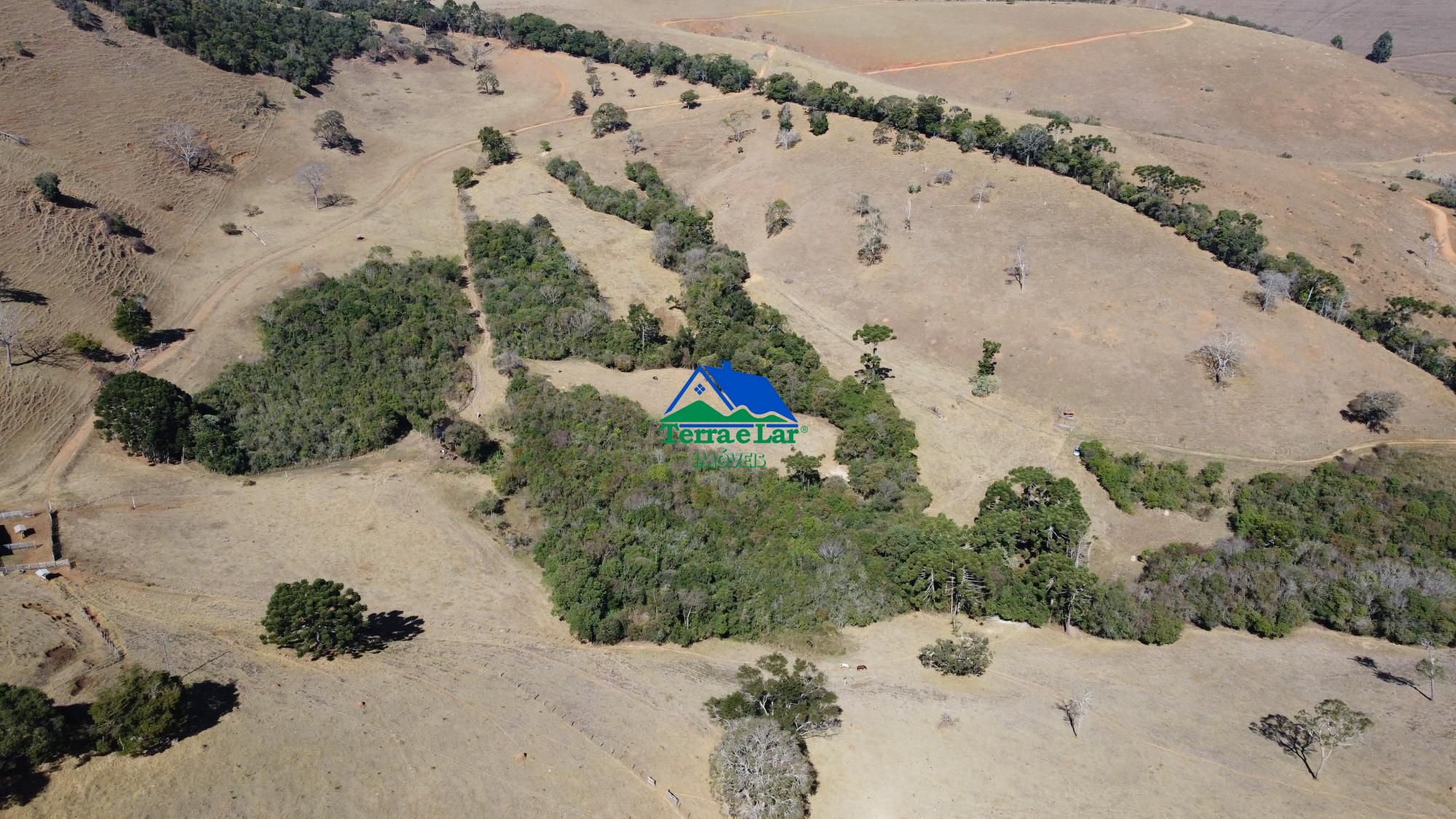 Lote/Terreno de 95000m² no bairro Zona Rural, em Aiuruoca | Eu Corretor